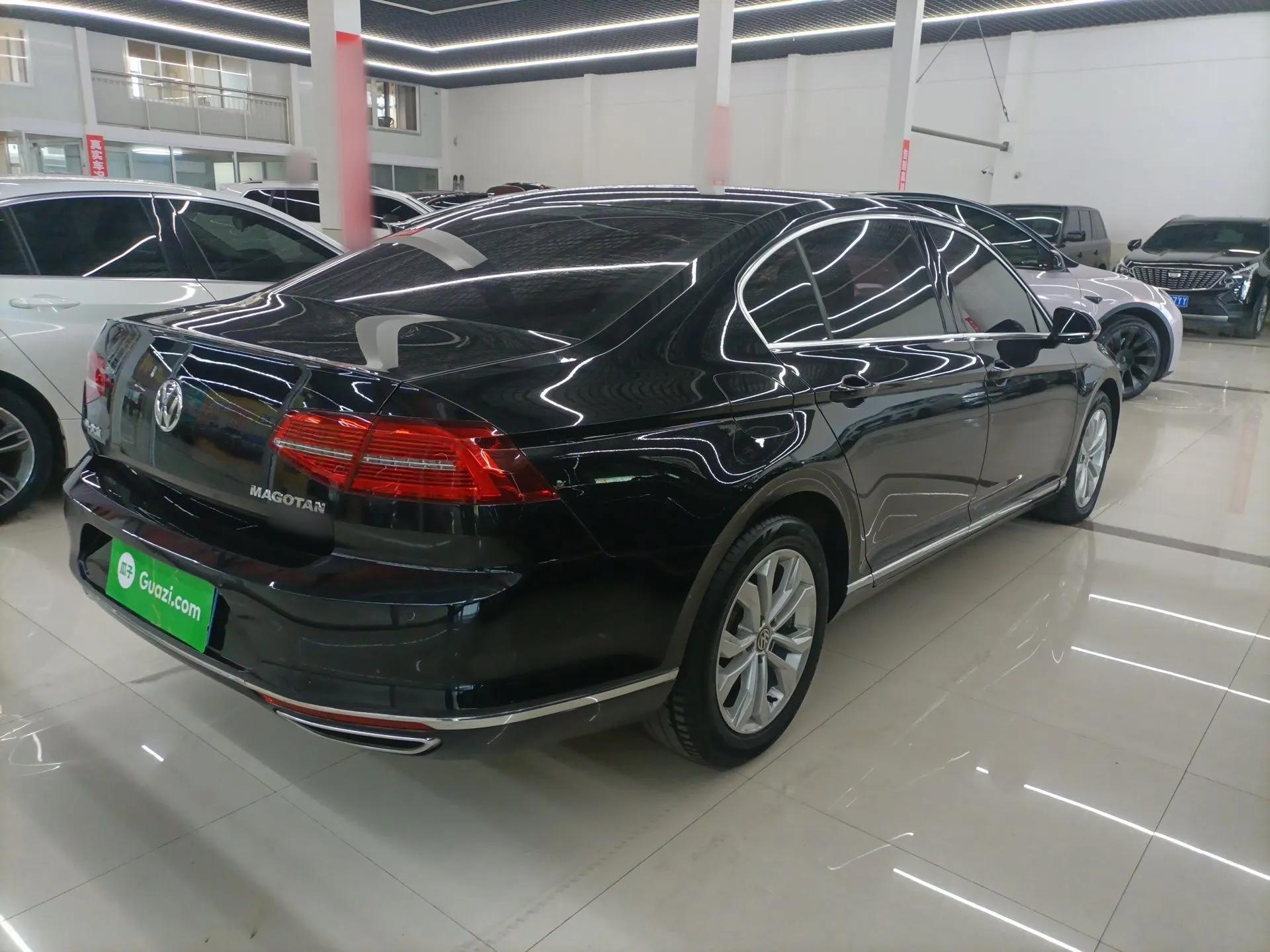 Volkswagen Magotan 2018 Facelift 330TSI DSG Luxury Model — миниатюра 6