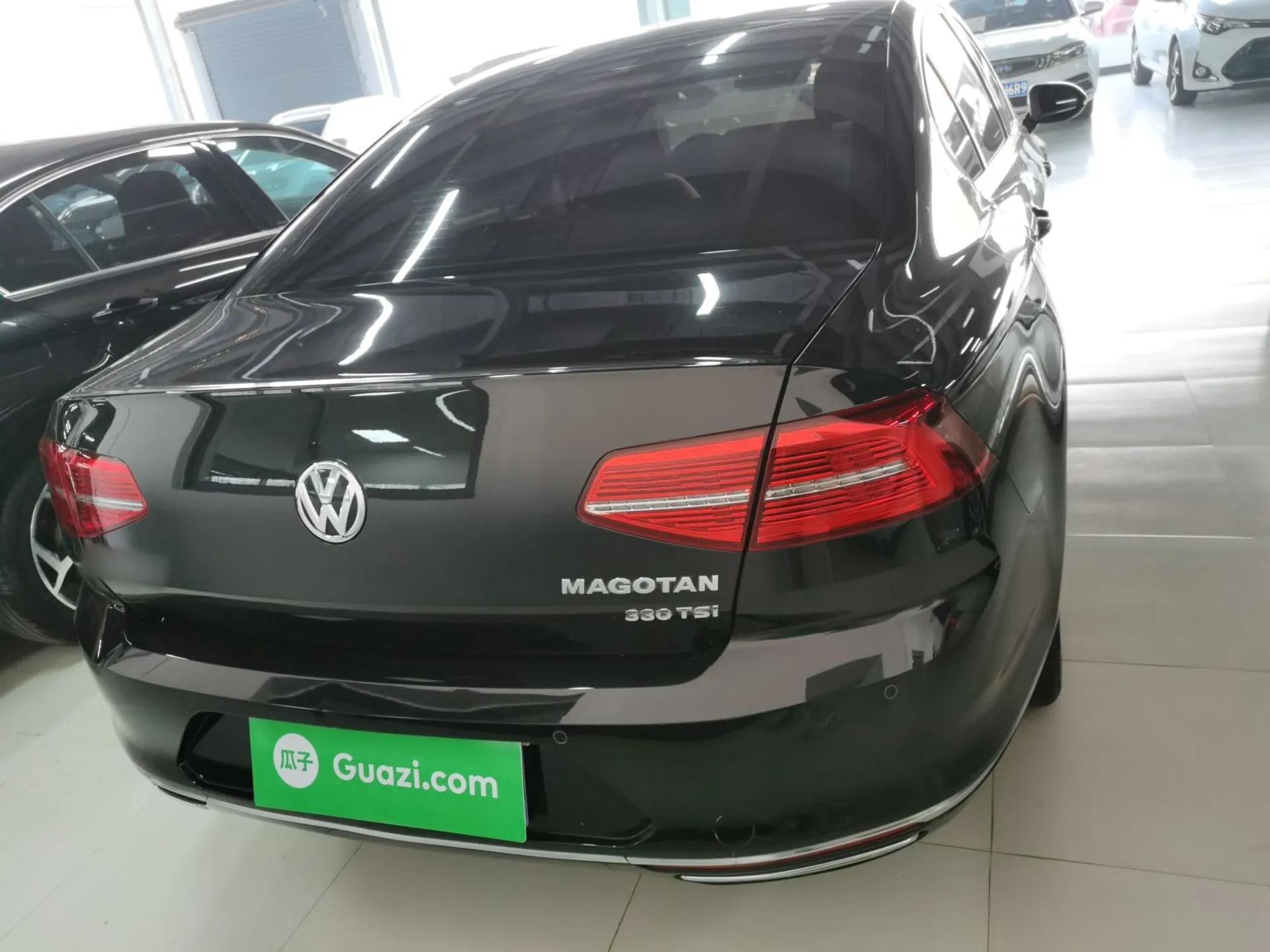 Volkswagen Magotan 2017 330TSI DSG Luxury Model — миниатюра 5