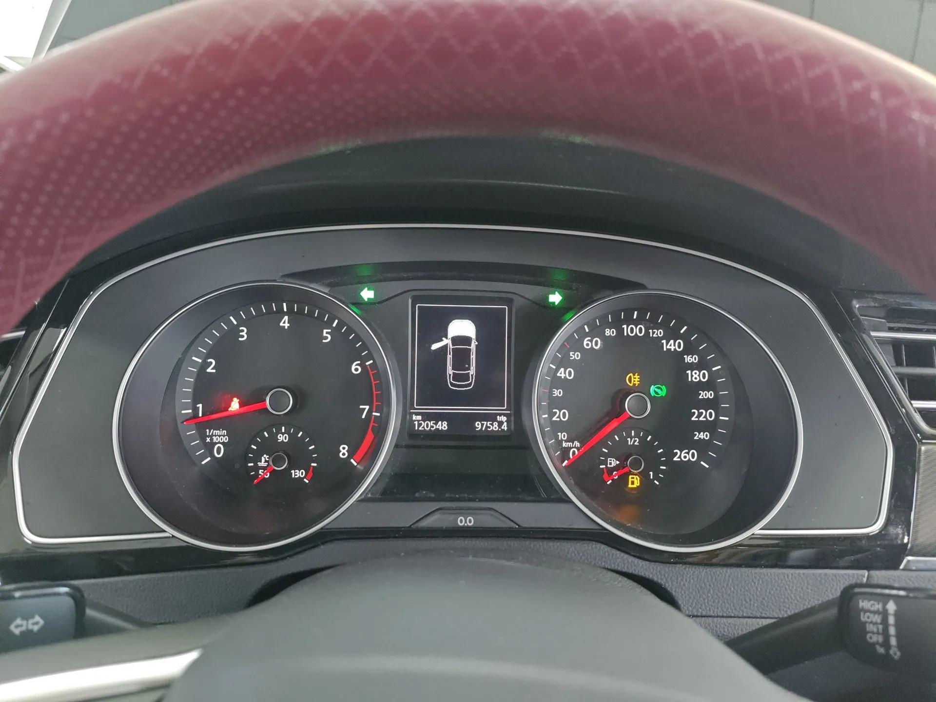 Volkswagen Magotan 2020 330TSI DSG Luxury Edition — миниатюра 15