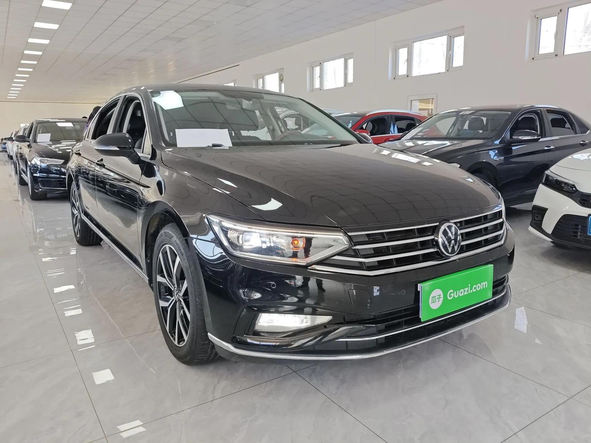 Volkswagen Magotan 2020 330TSI DSG Luxury Edition — миниатюра 3