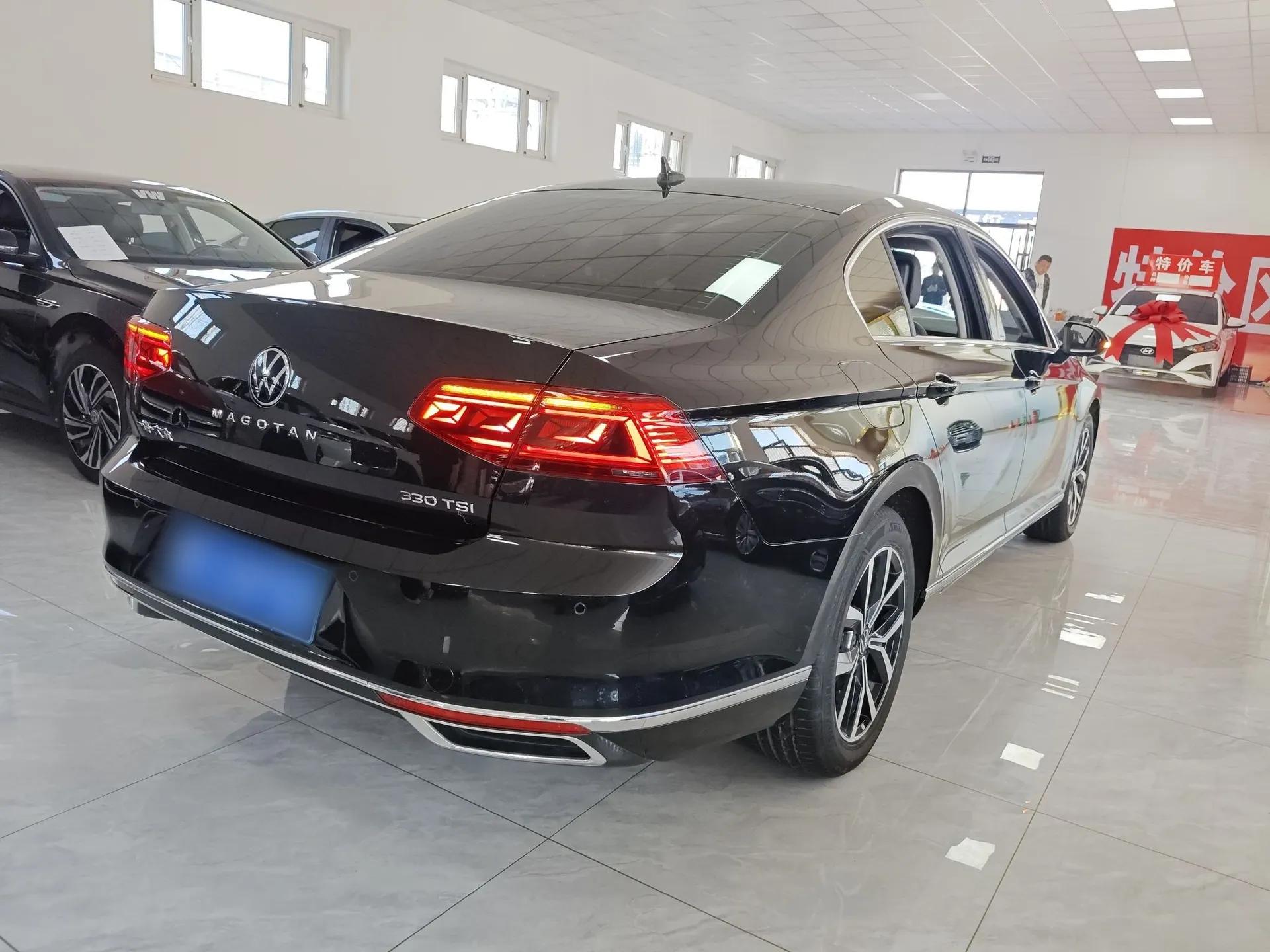 Volkswagen Magotan 2020 330TSI DSG Luxury Edition — миниатюра 6