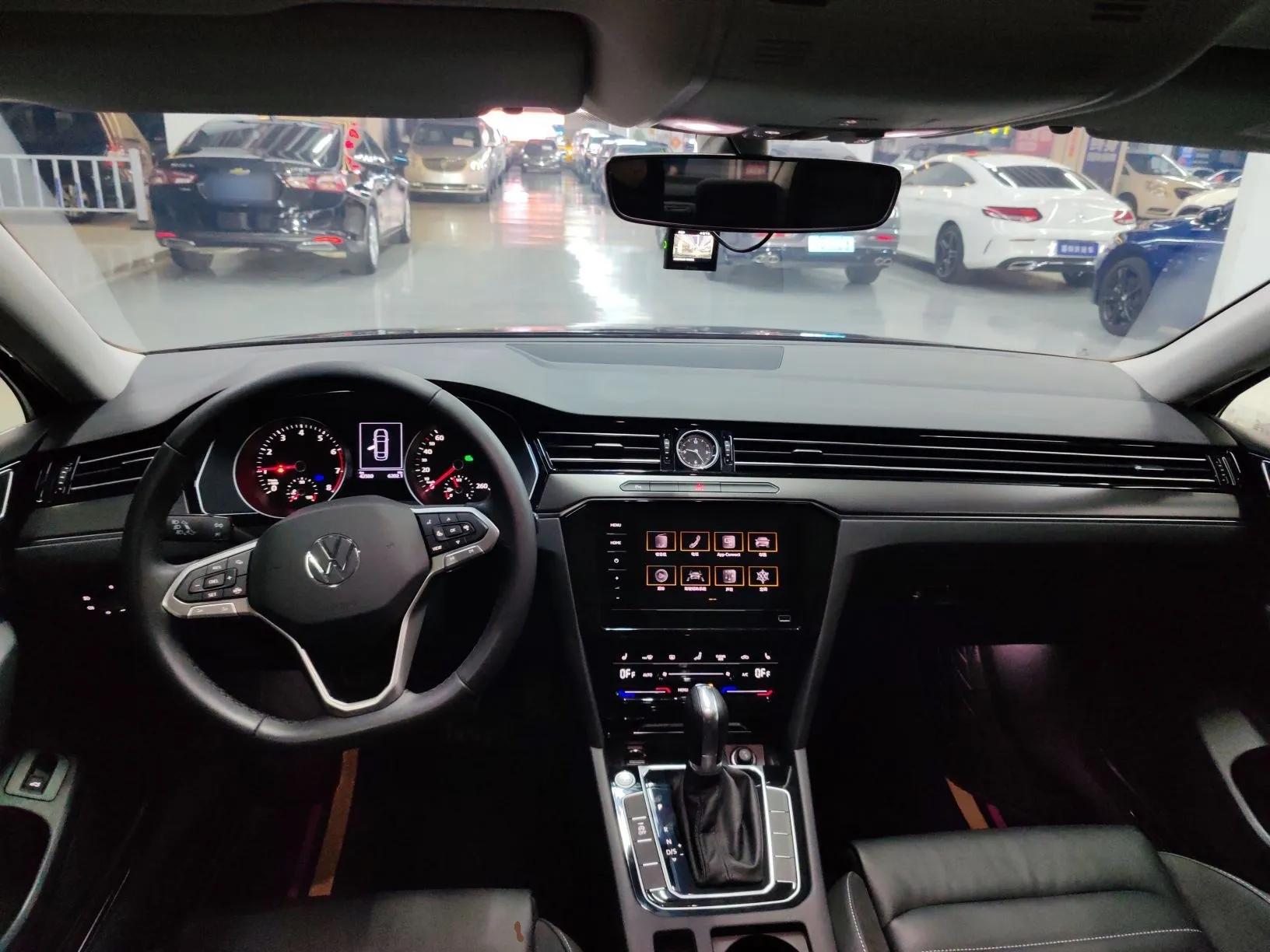 Volkswagen Magotan 2020 330TSI DSG Leading Model — миниатюра 13