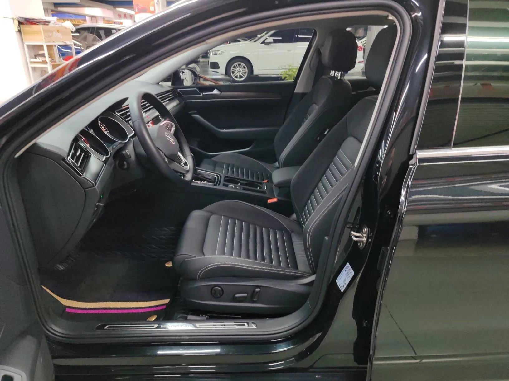 Volkswagen Magotan 2020 330TSI DSG Leading Model — миниатюра 18