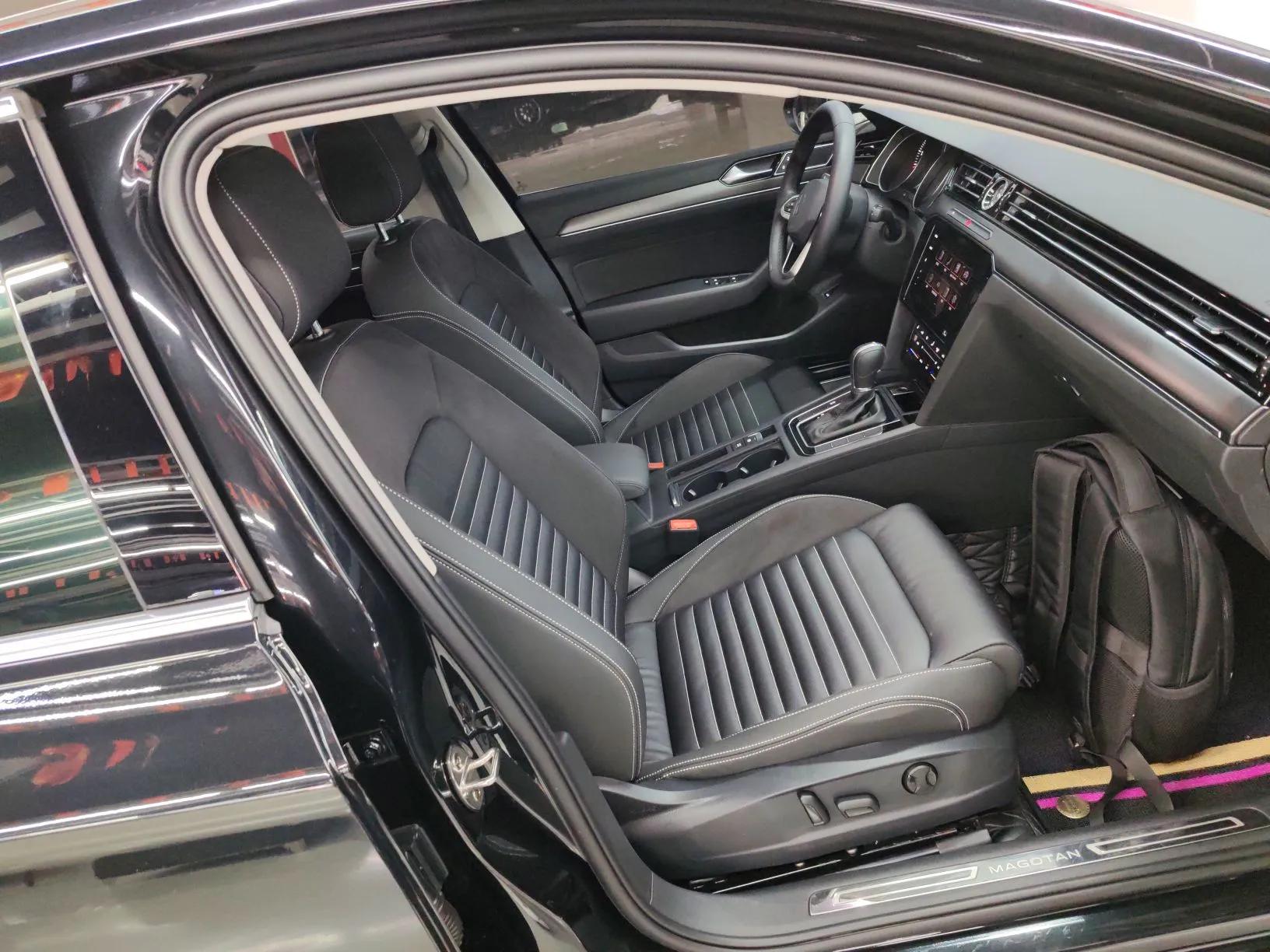 Volkswagen Magotan 2020 330TSI DSG Leading Model — миниатюра 23