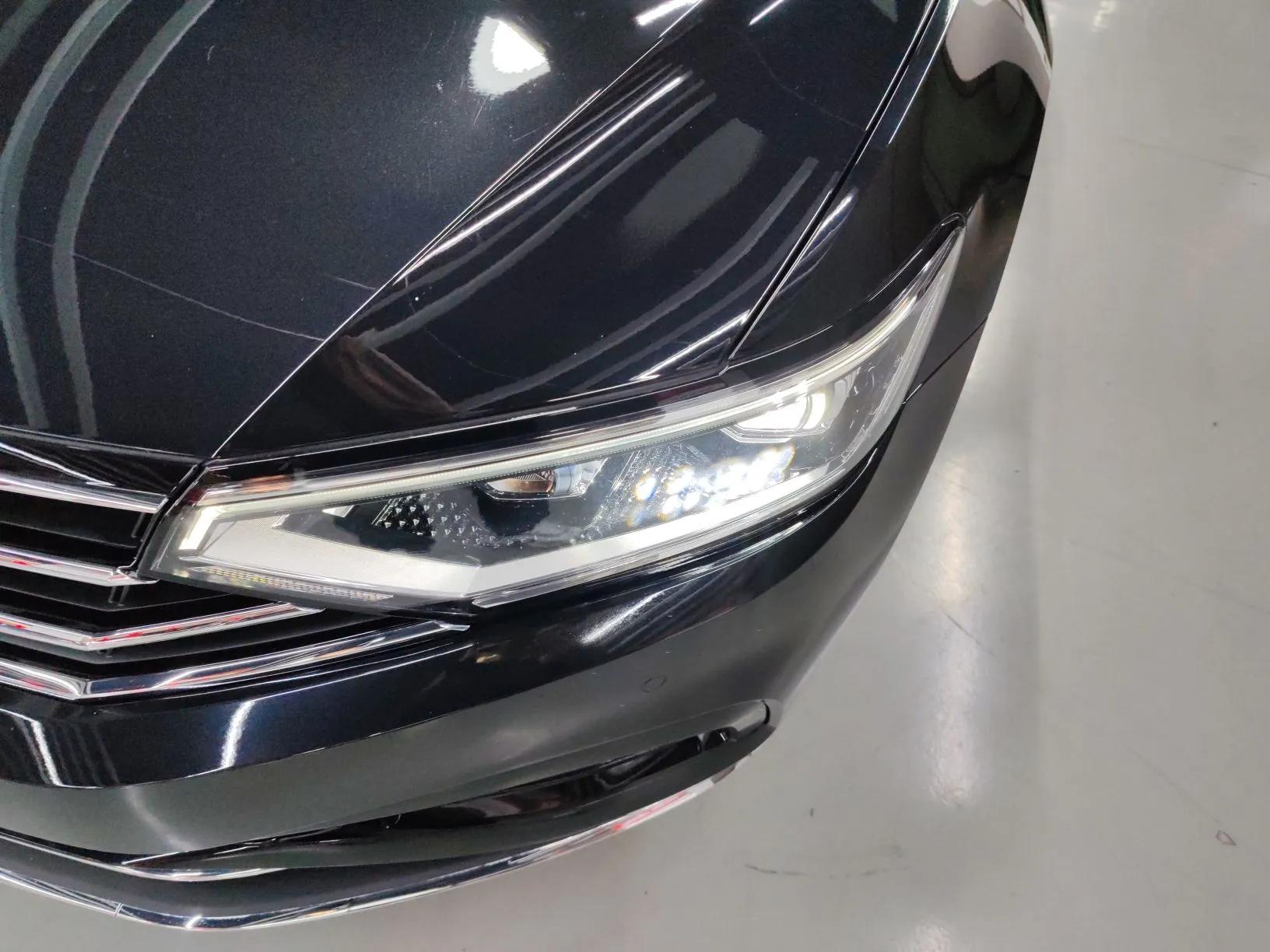Volkswagen Magotan 2020 330TSI DSG Leading Model — миниатюра 9