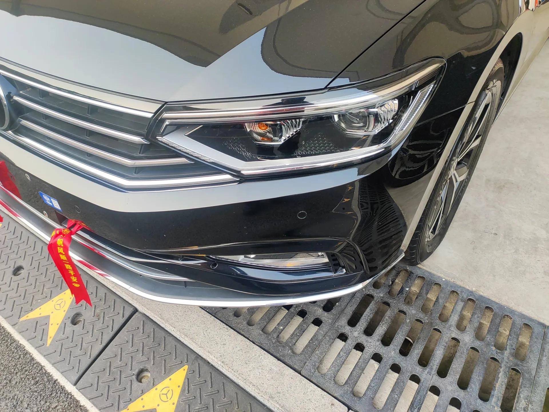 Volkswagen Magotan 2020 330TSI DSG Leading Model — миниатюра 9
