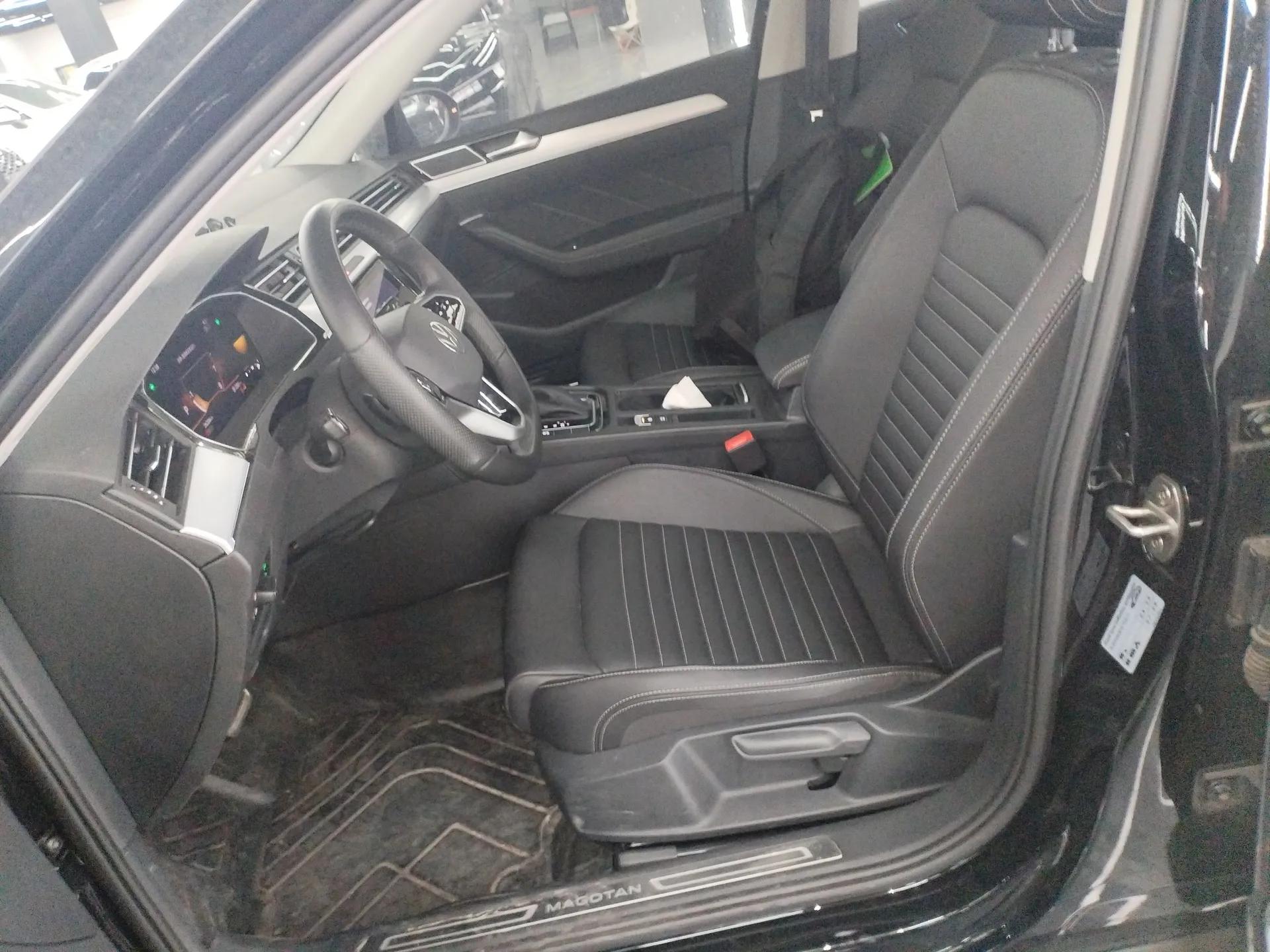 Volkswagen Magotan 2025 Zhongxiang Version 280TSI DSG Comfort Edition — миниатюра 17