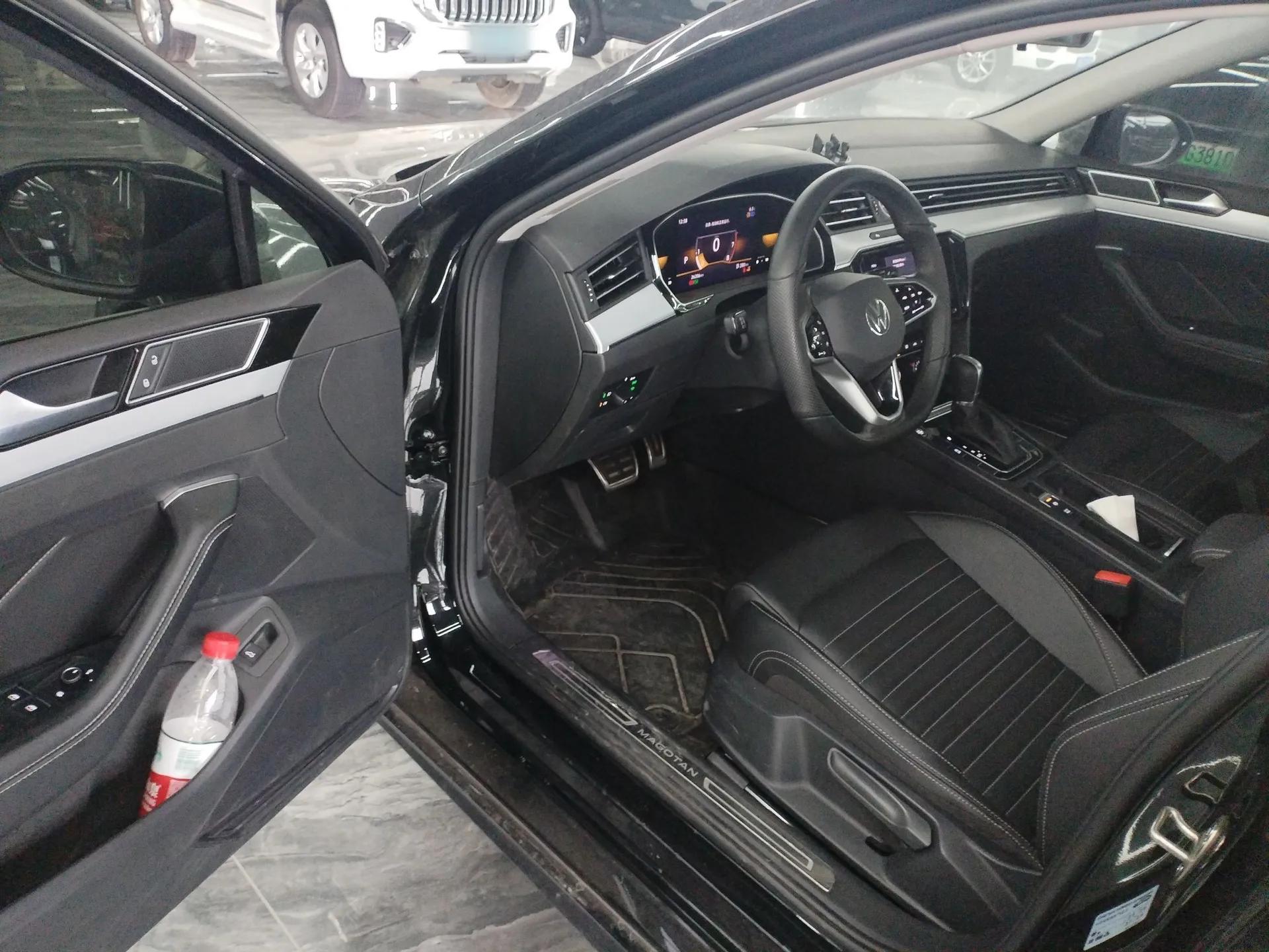 Volkswagen Magotan 2025 Zhongxiang Version 280TSI DSG Comfort Edition — миниатюра 18