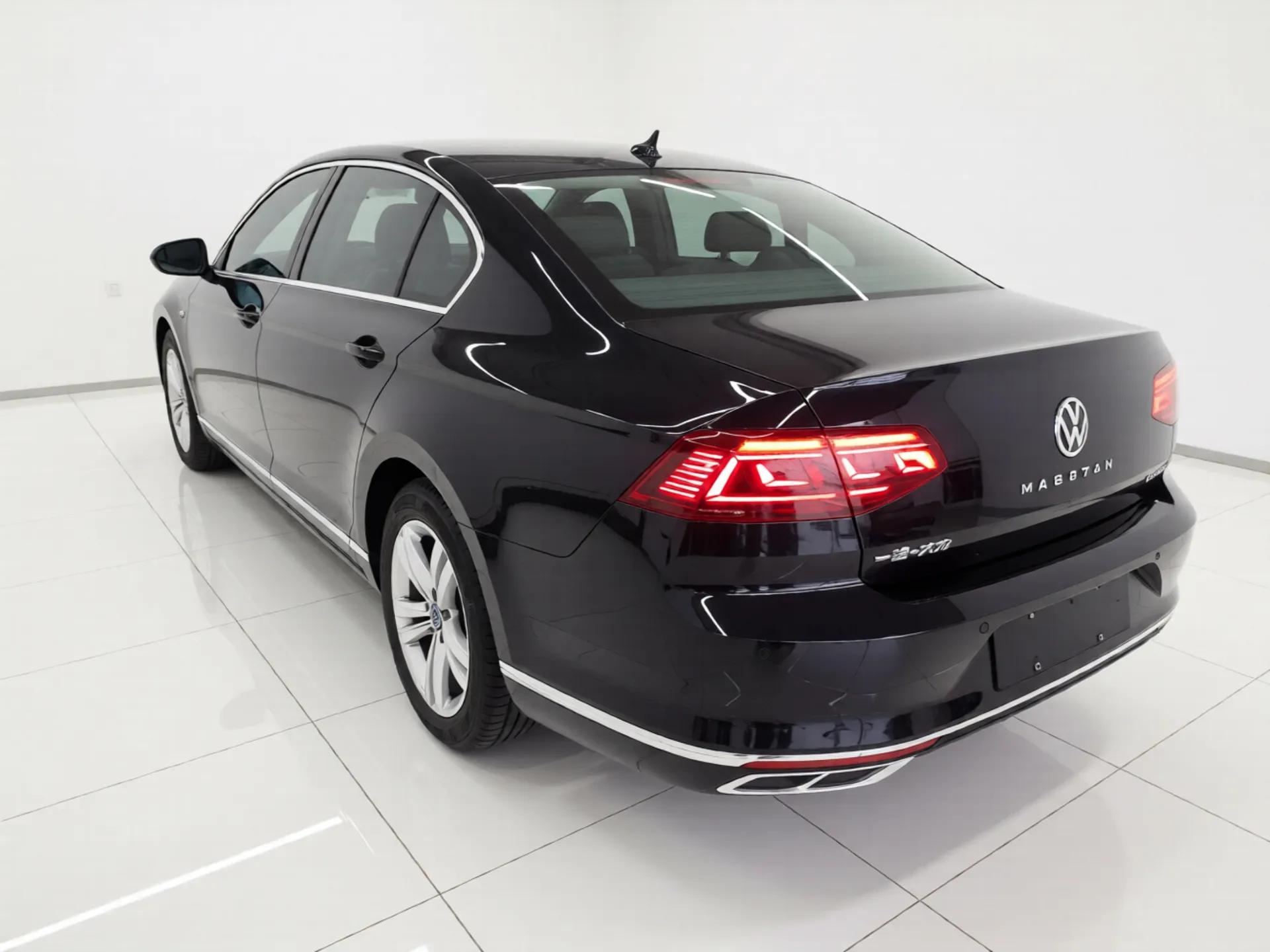 Volkswagen Magotan 2025 Zhongxiang Version 280TSI DSG Comfort Edition — миниатюра 7