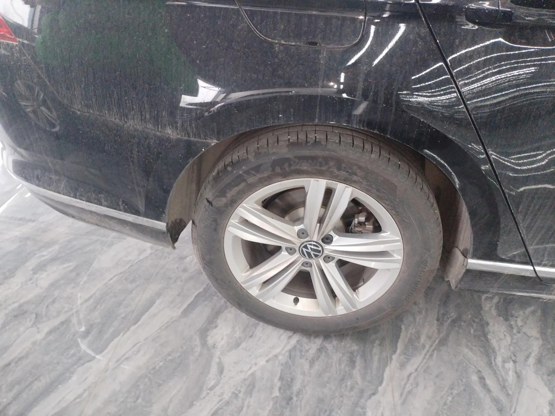 Volkswagen Magotan 2025 Zhongxiang Version 280TSI DSG Comfort Edition — миниатюра 10