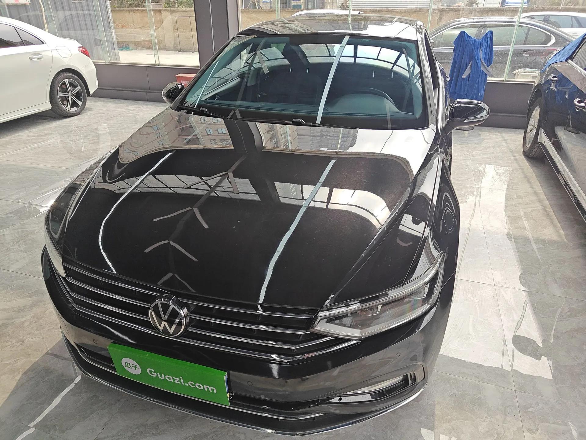 Volkswagen Magotan 2020 330TSI DSG Leading Model — миниатюра 2