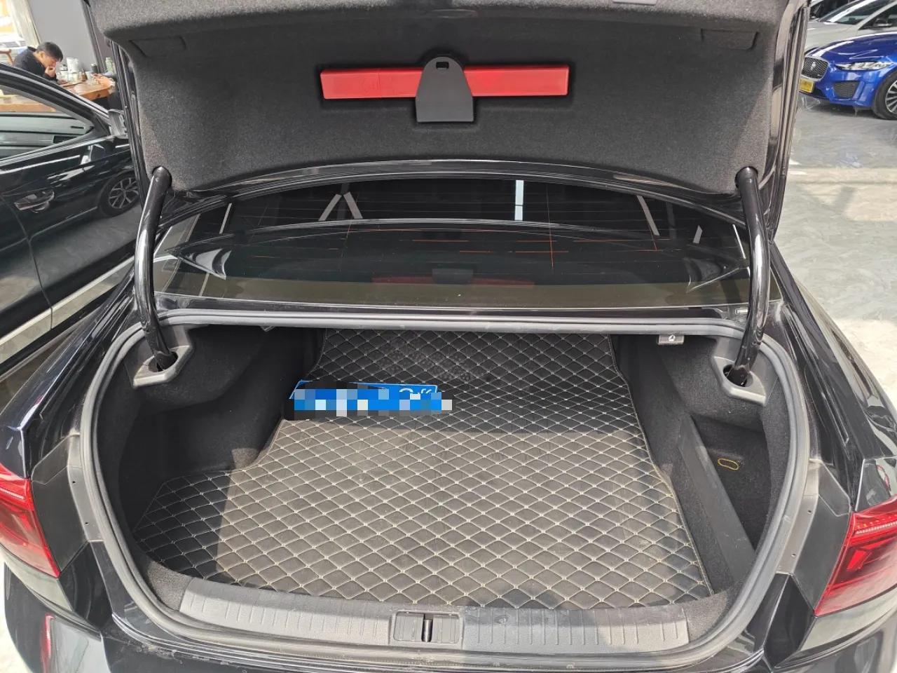 Volkswagen Magotan 2020 330TSI DSG Leading Model — миниатюра 21