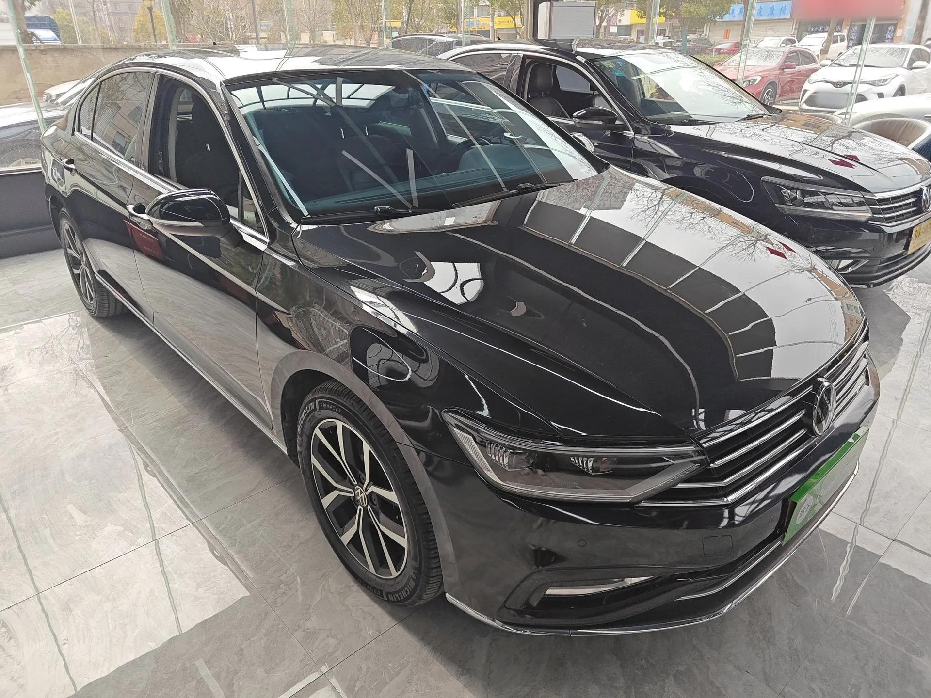 Volkswagen Magotan 2020 330TSI DSG Leading Model — миниатюра 6