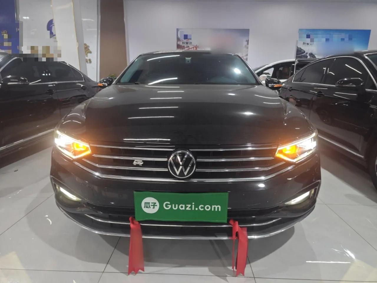 Volkswagen Magotan 2020 330TSI DSG Leading Model — миниатюра 2