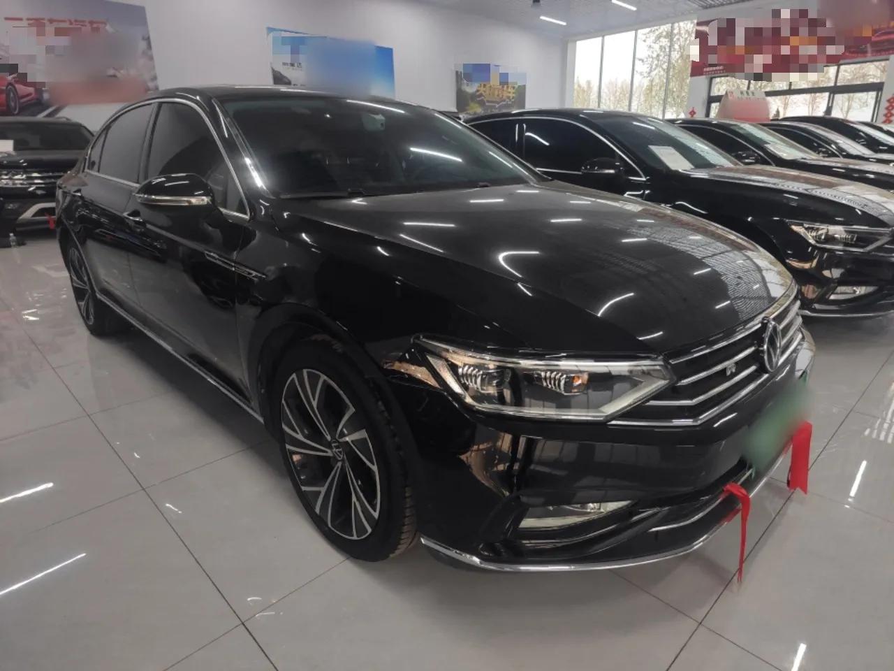 Volkswagen Magotan 2020 330TSI DSG Leading Model — миниатюра 3