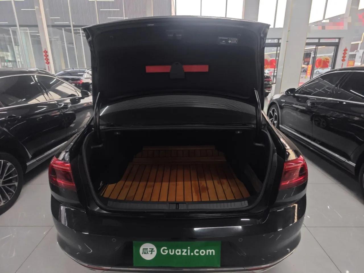 Volkswagen Magotan 2020 330TSI DSG Leading Model — миниатюра 22