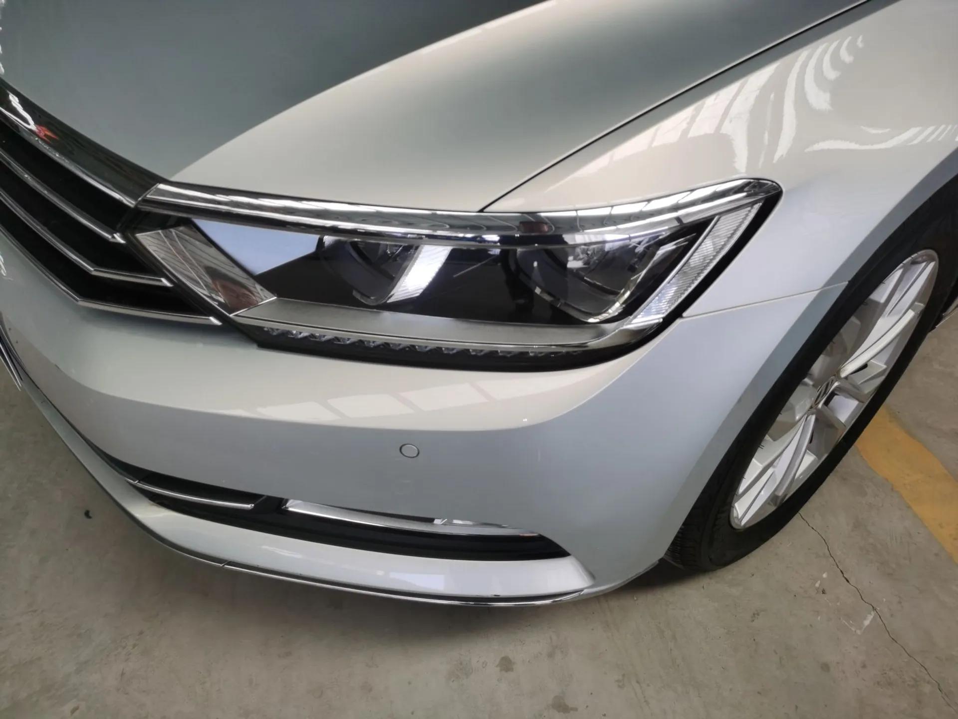 Volkswagen Magotan 2019 330TSI DSG Luxury Version China VI Standard — миниатюра 2