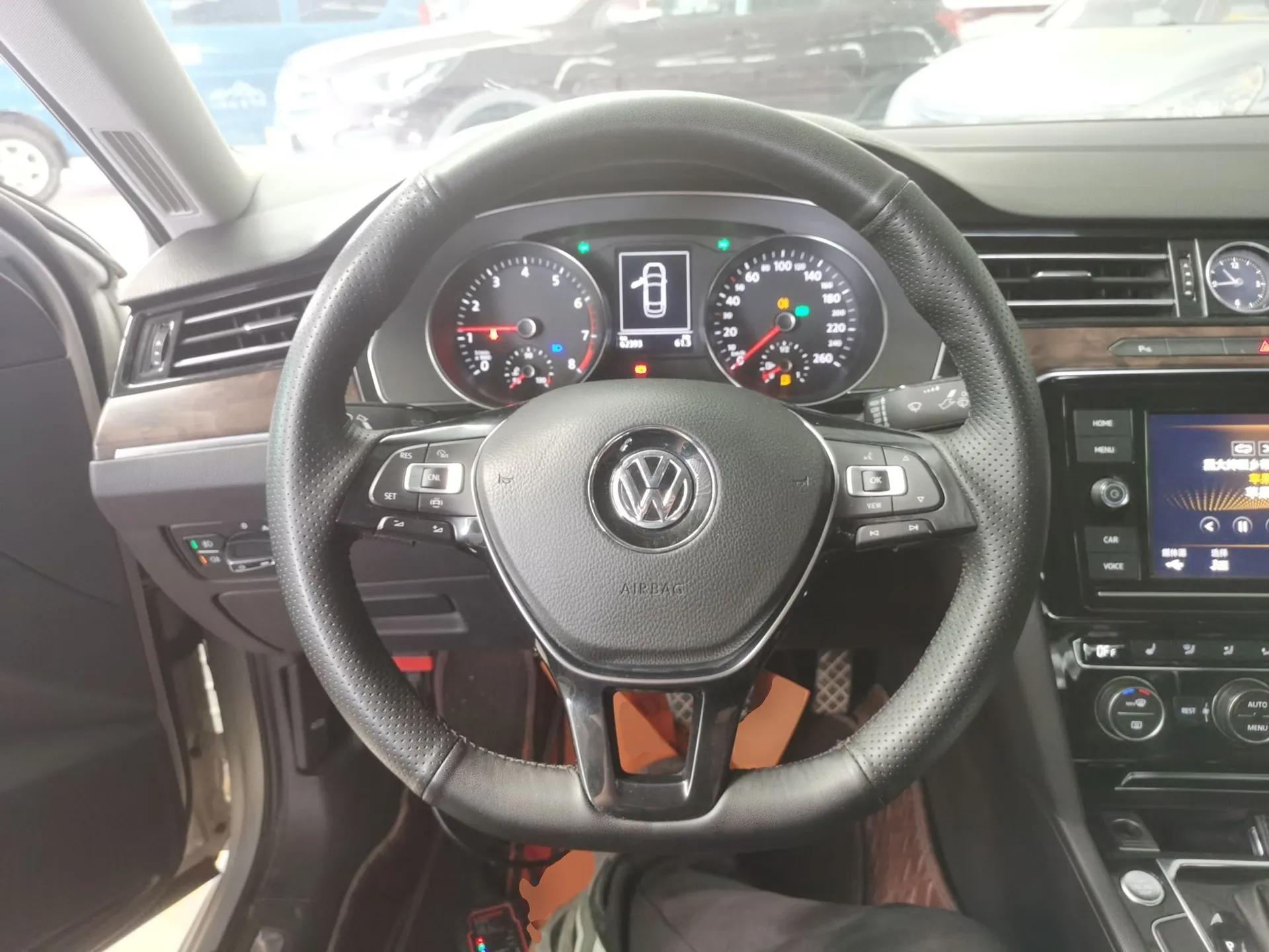 Volkswagen Magotan 2019 330TSI DSG Luxury Version China VI Standard — миниатюра 11
