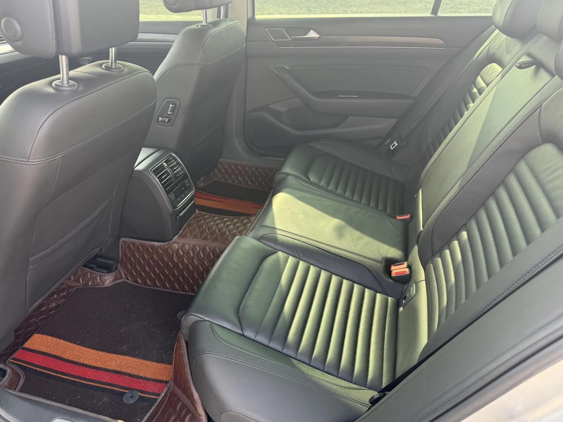 Volkswagen Magotan 2019 330TSI DSG Luxury Version China VI Standard — миниатюра 19