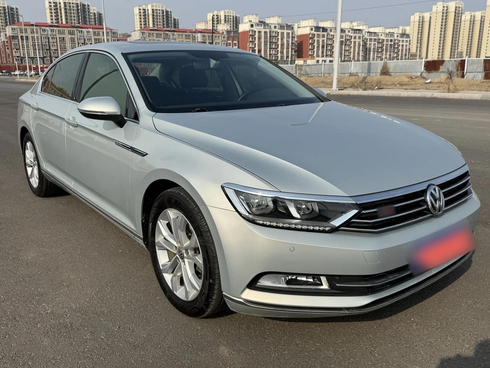 Volkswagen Magotan 2019 330TSI DSG Luxury Version China VI Standard — миниатюра 5
