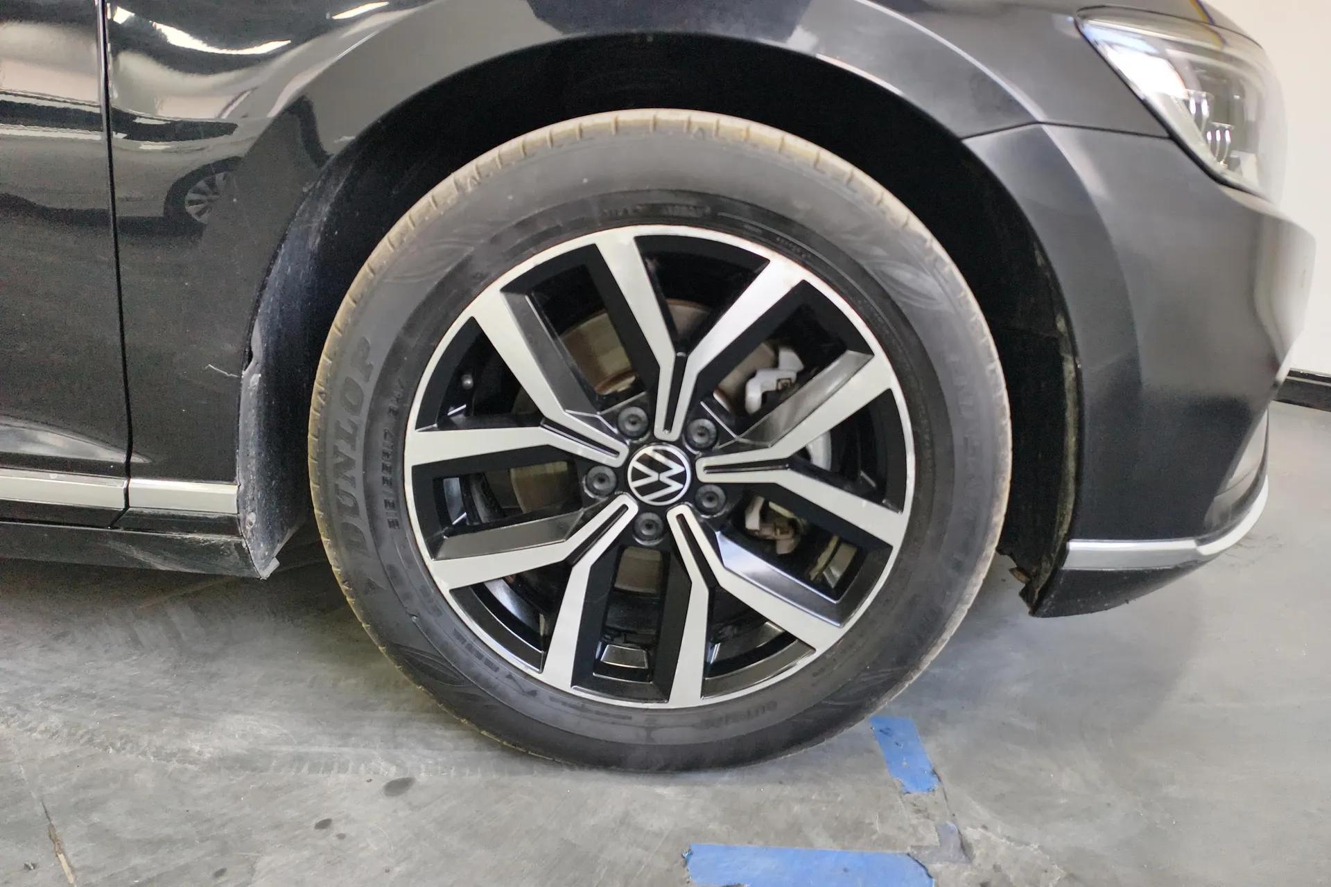 Volkswagen Magotan 2020 330TSI DSG Leading Model — миниатюра 6