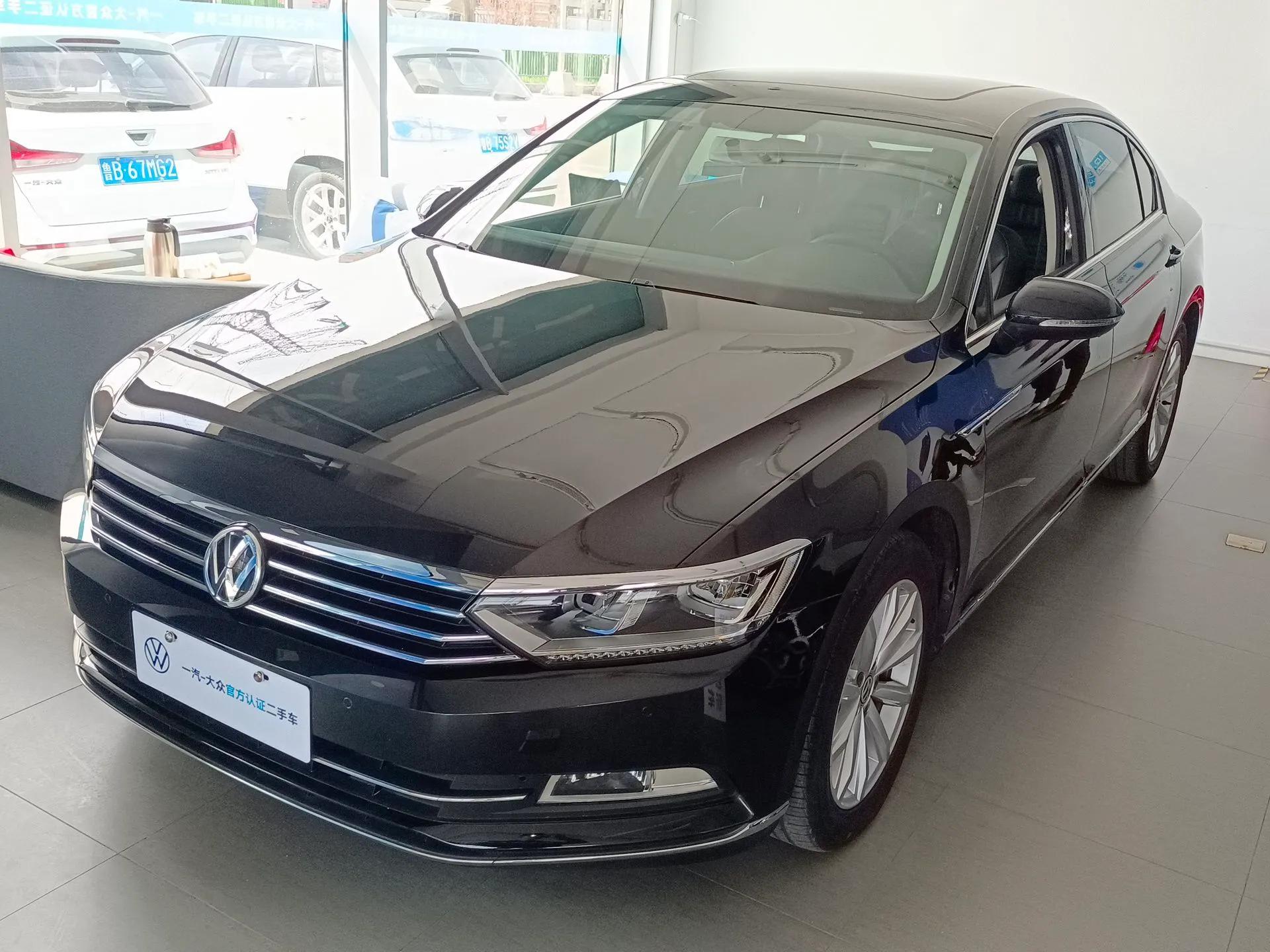 Volkswagen Magotan 2019 330TSI DSG Leading Model China VI Standard — миниатюра 1