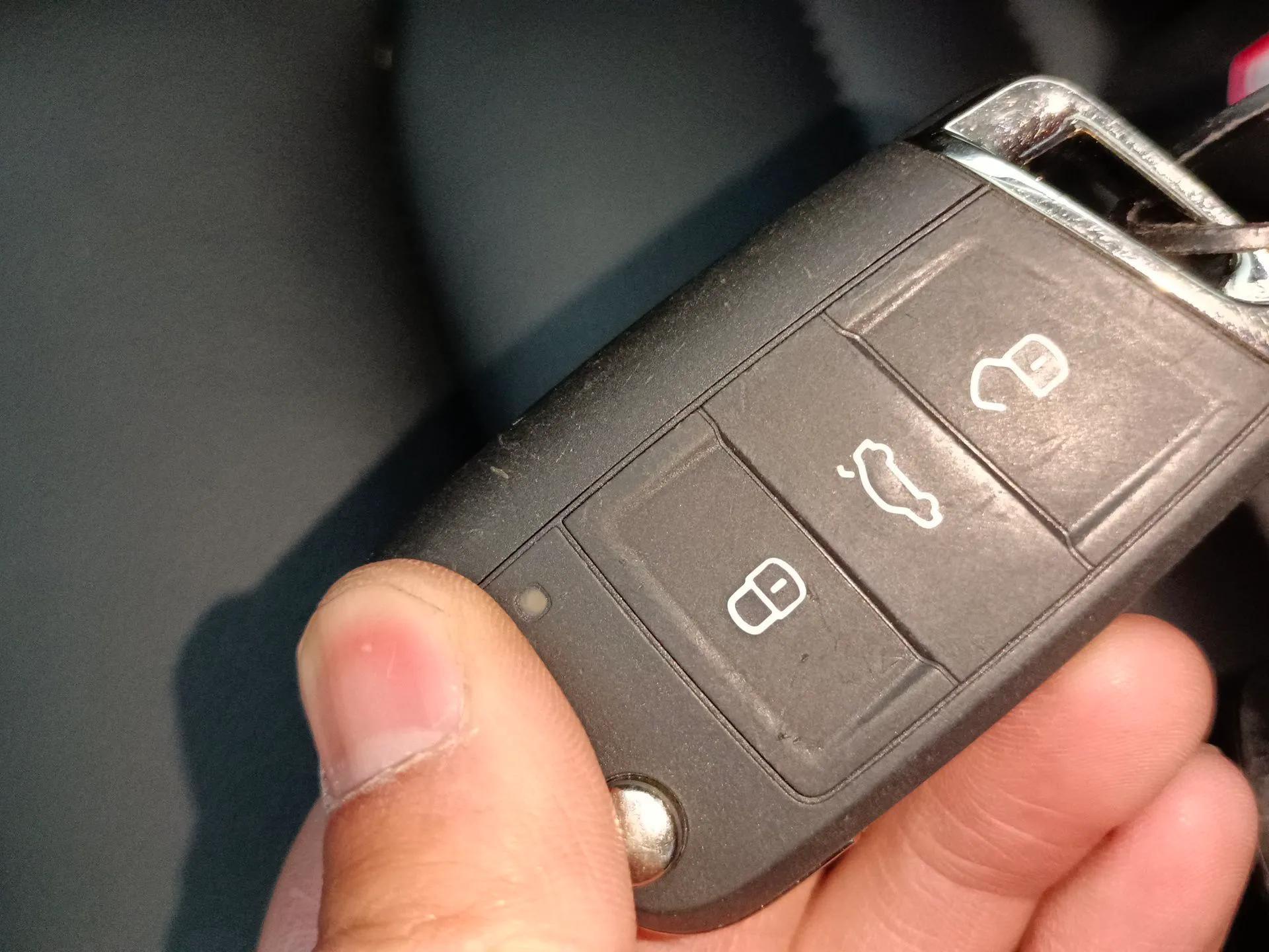 Volkswagen Magotan 2019 330TSI DSG Leading Model China VI Standard — миниатюра 12