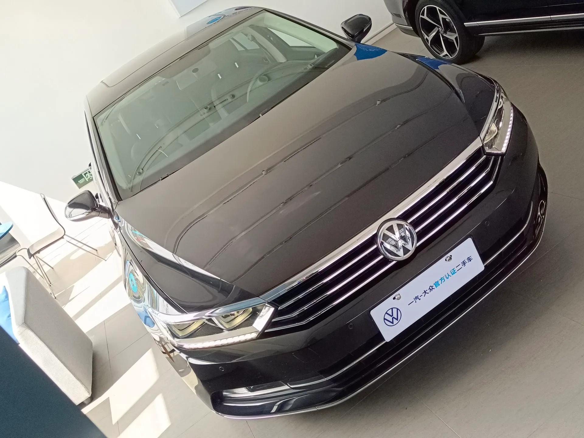 Volkswagen Magotan 2019 330TSI DSG Leading Model China VI Standard — миниатюра 3