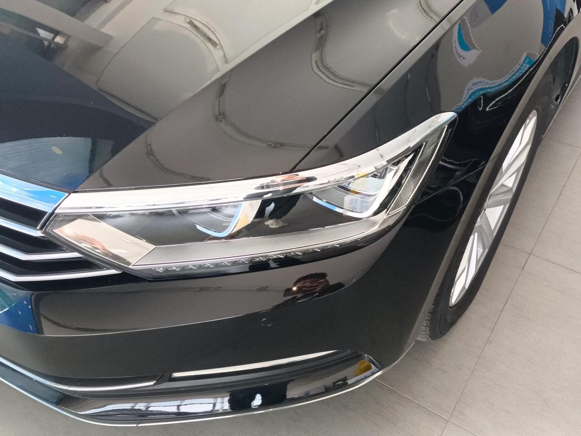 Volkswagen Magotan 2019 330TSI DSG Leading Model China VI Standard — миниатюра 9