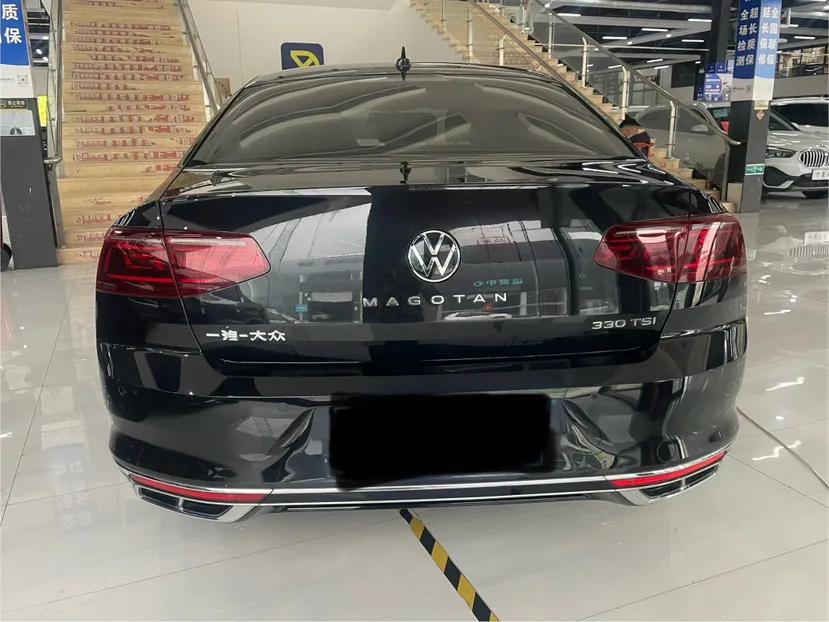 Volkswagen Magotan 2023 2 Million Units Limited Edition 330TSI DSG Leading Version — миниатюра 3