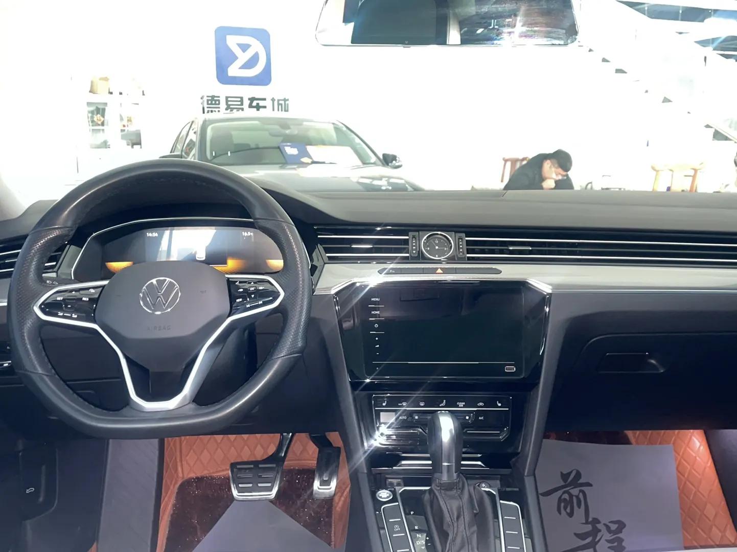 Volkswagen Magotan 2023 2 Million Units Limited Edition 330TSI DSG Leading Version — миниатюра 7