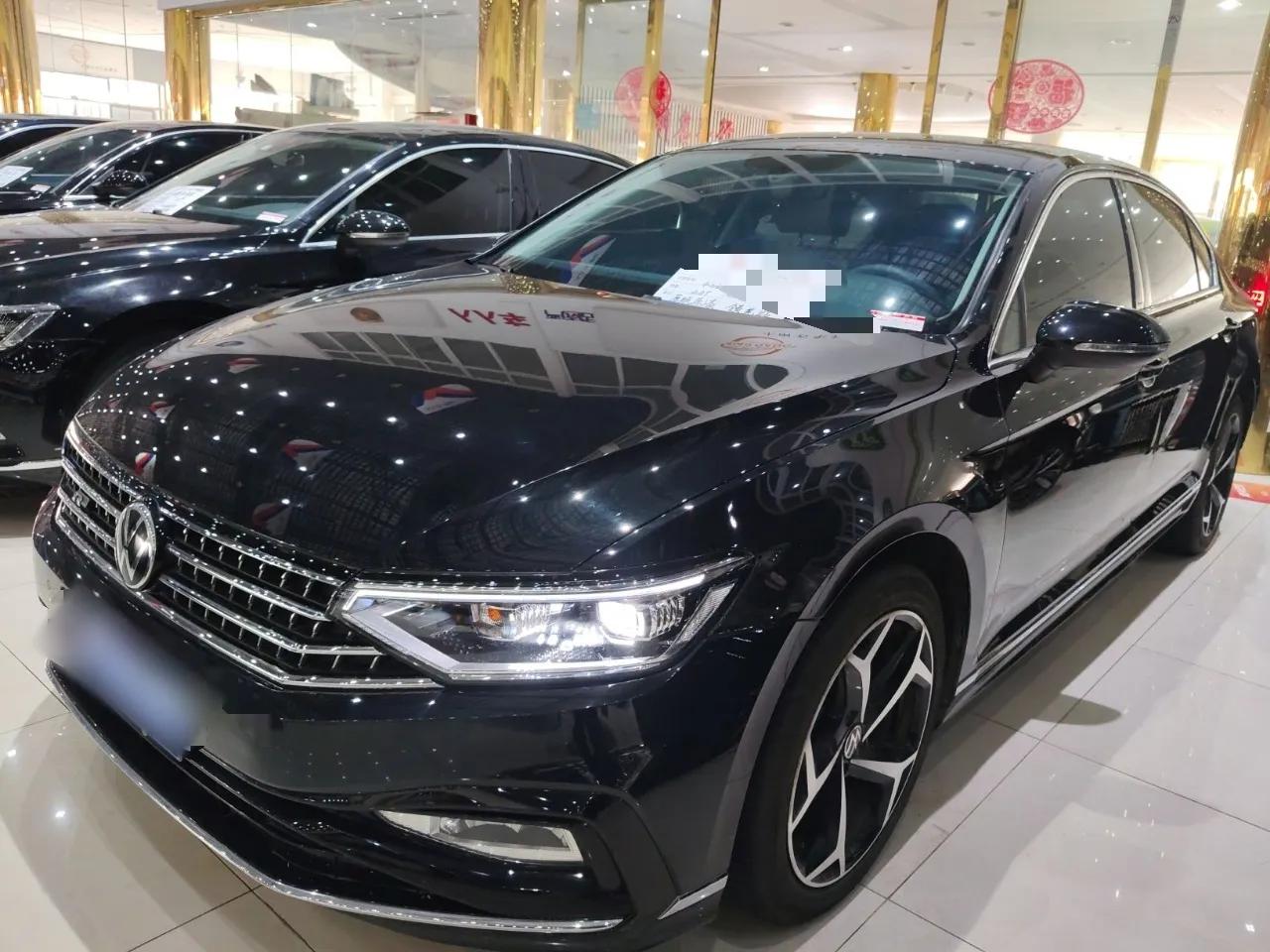 Volkswagen Magotan 2023 2 Million Units Limited Edition 330TSI DSG Leading Version — миниатюра 1