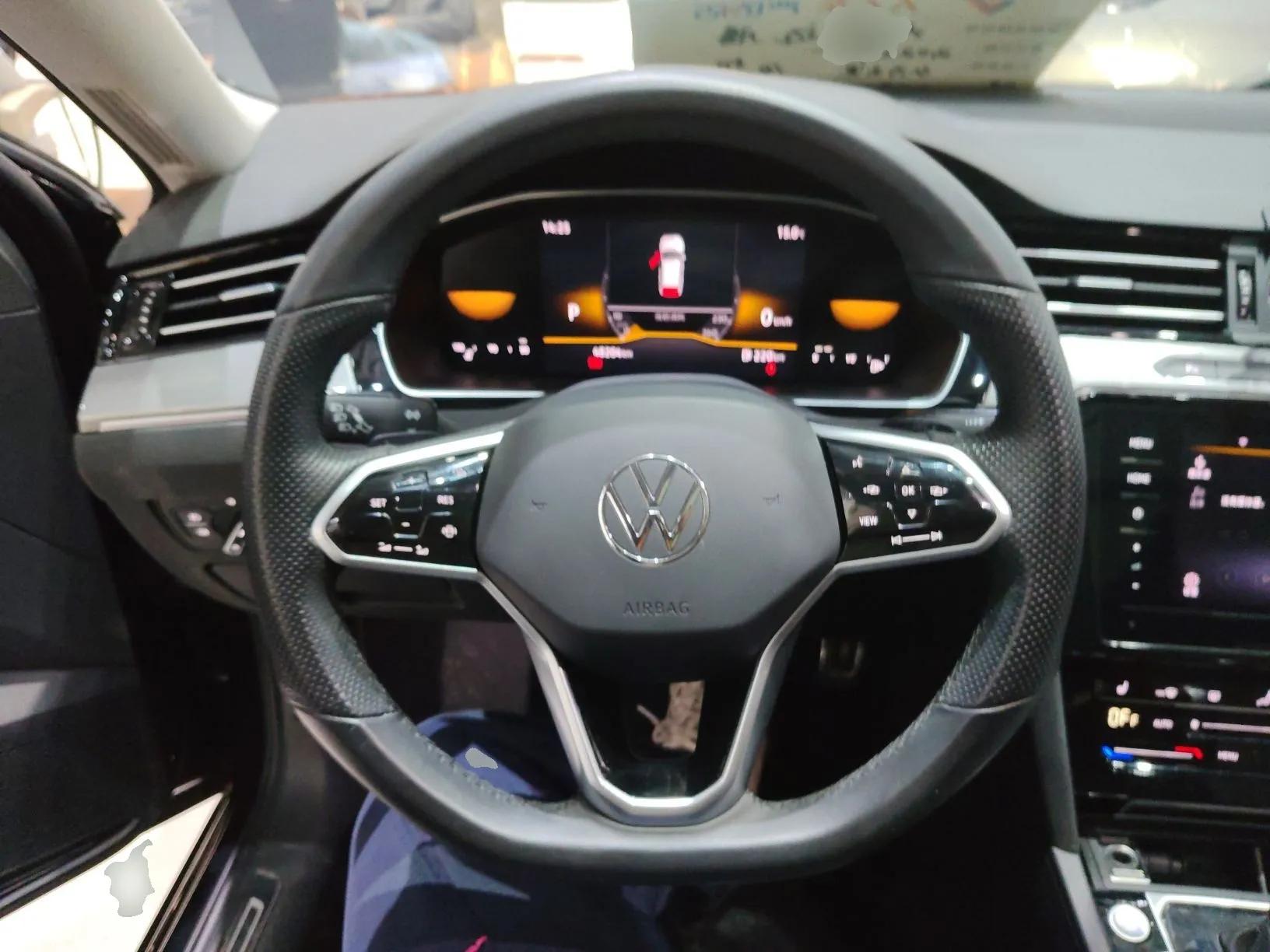 Volkswagen Magotan 2023 2 Million Units Limited Edition 330TSI DSG Leading Version — миниатюра 14