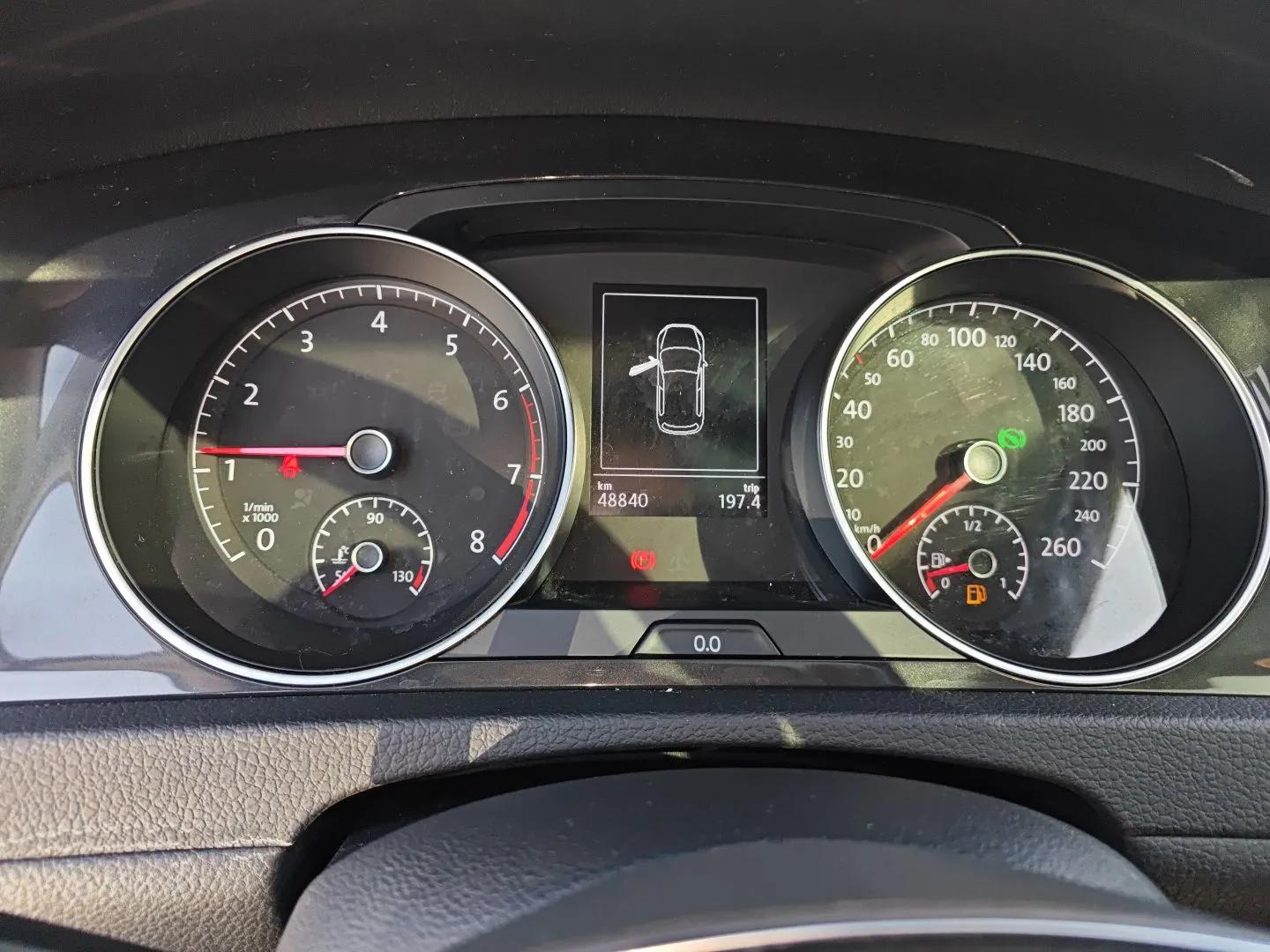 Volkswagen Golf 2020 Zhiai Edition 200TSI DSG Comfortable & Ambitious Version — миниатюра 14