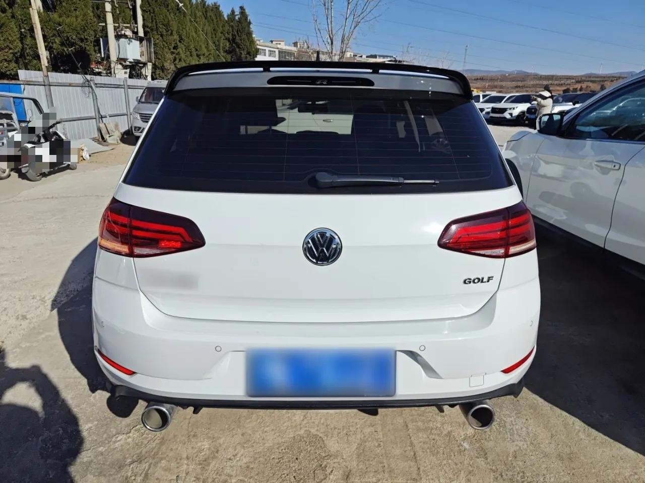 Volkswagen Golf 2020 Zhiai Edition 200TSI DSG Comfortable & Ambitious Version — миниатюра 4