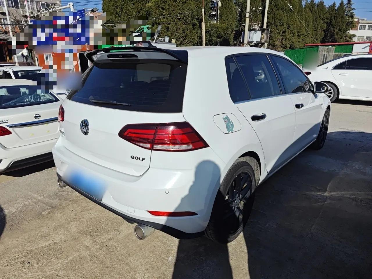 Volkswagen Golf 2020 Zhiai Edition 200TSI DSG Comfortable & Ambitious Version — миниатюра 5