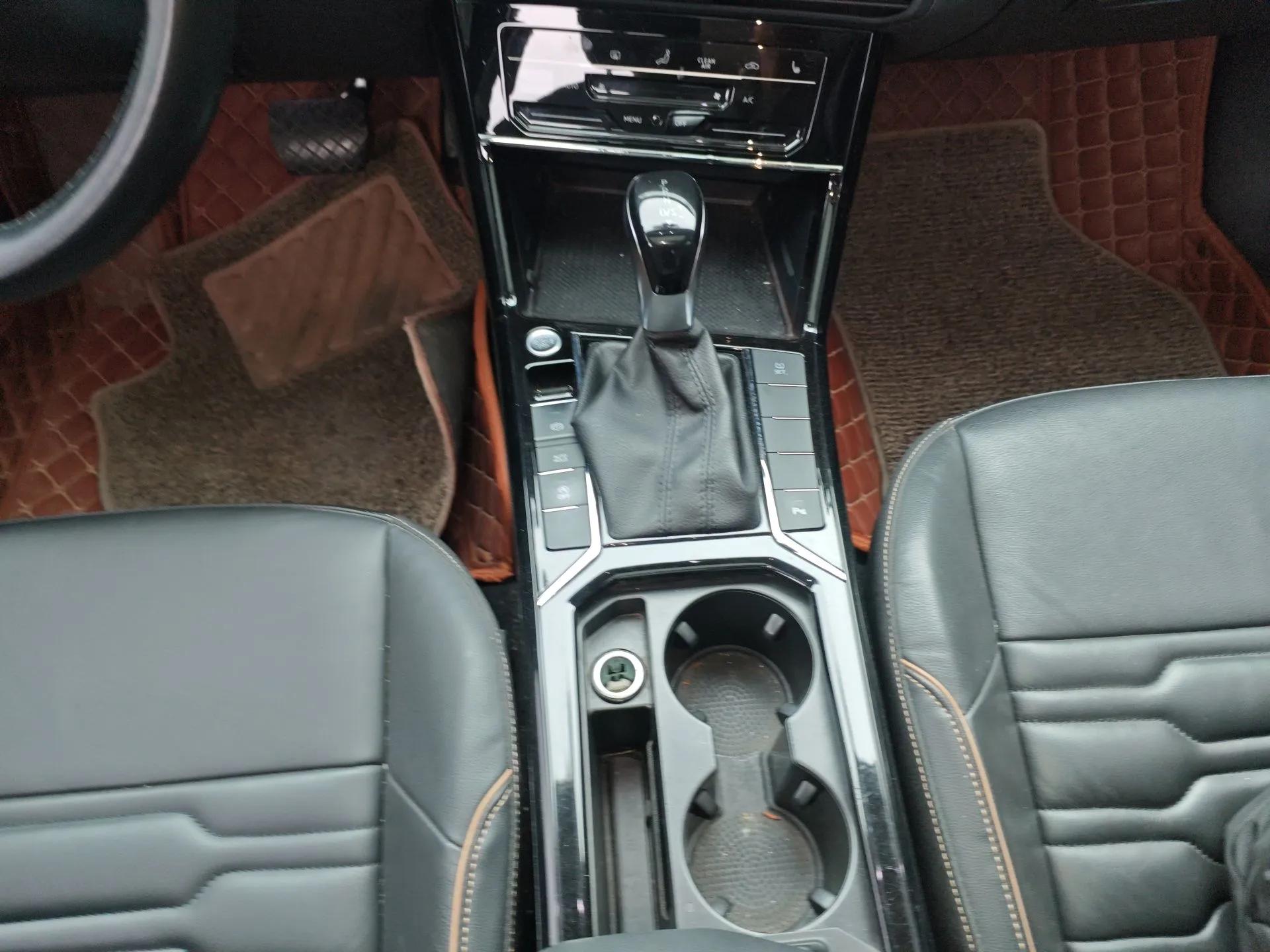 Volkswagen Passat 2020 330TSI Elite Edition China VI — миниатюра 17