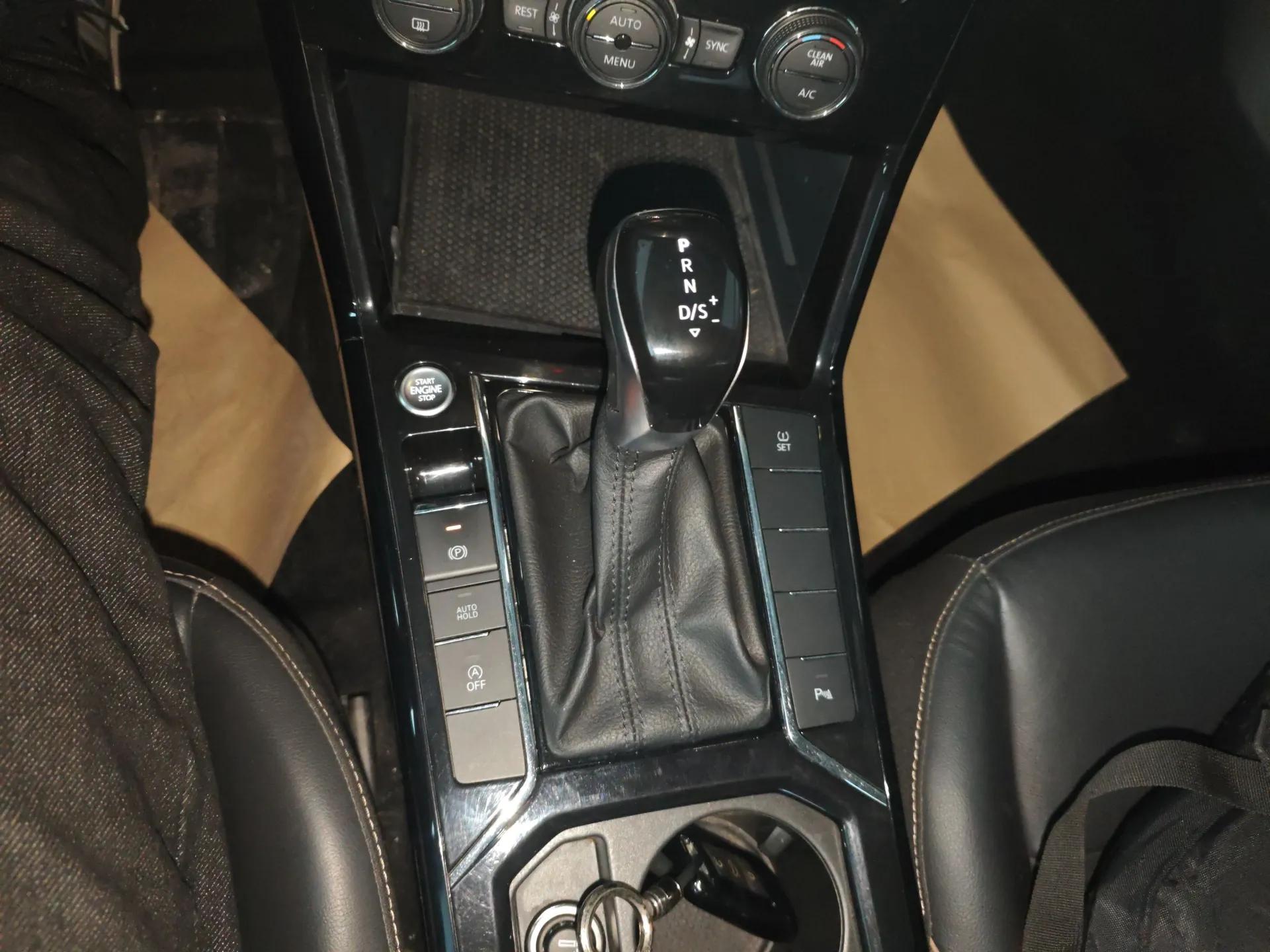 Volkswagen Passat 2019 330TSI Elite Edition China V Standard — миниатюра 17
