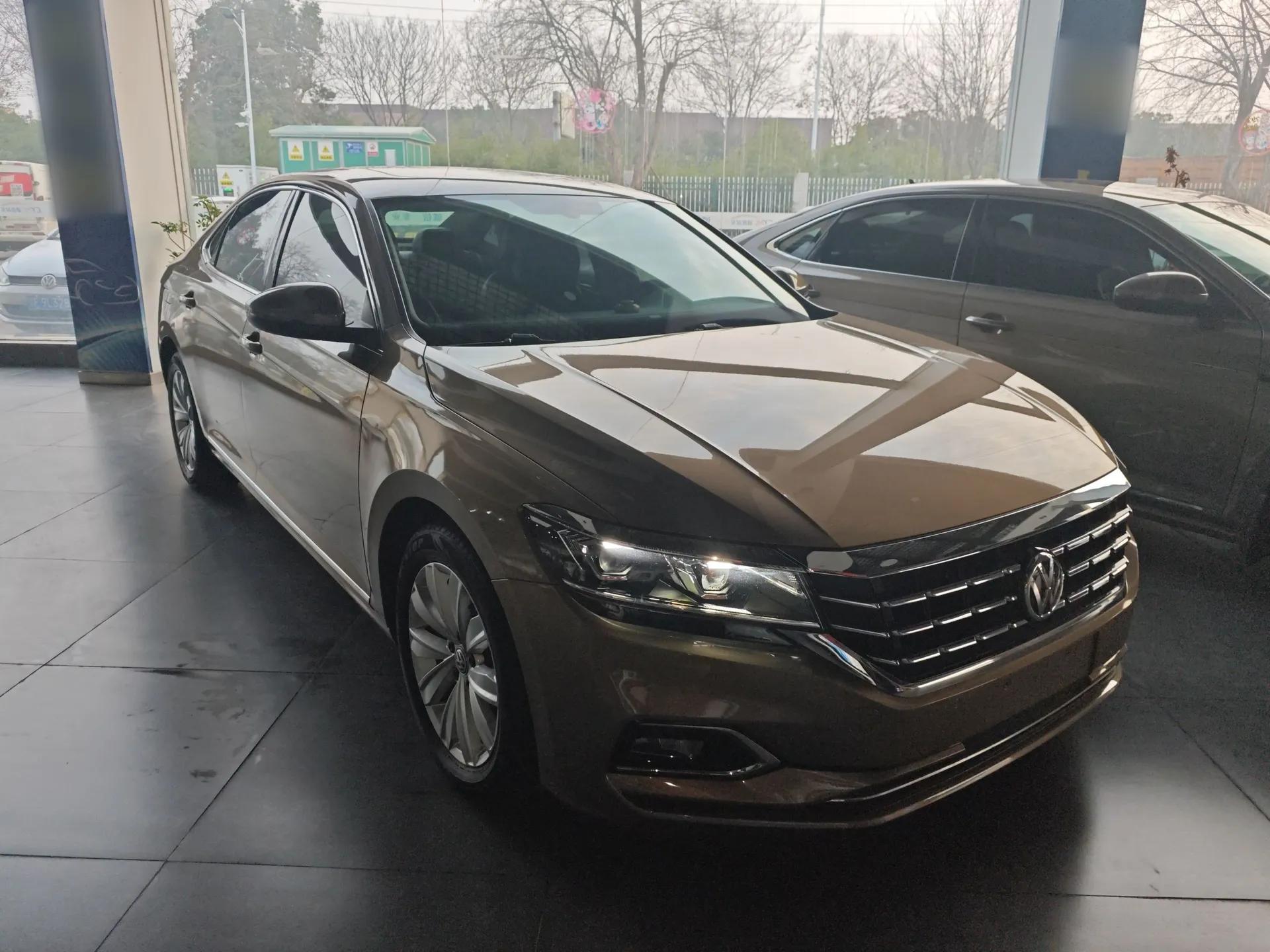 Volkswagen Passat 2019 330TSI Elite Edition China V Standard — миниатюра 3
