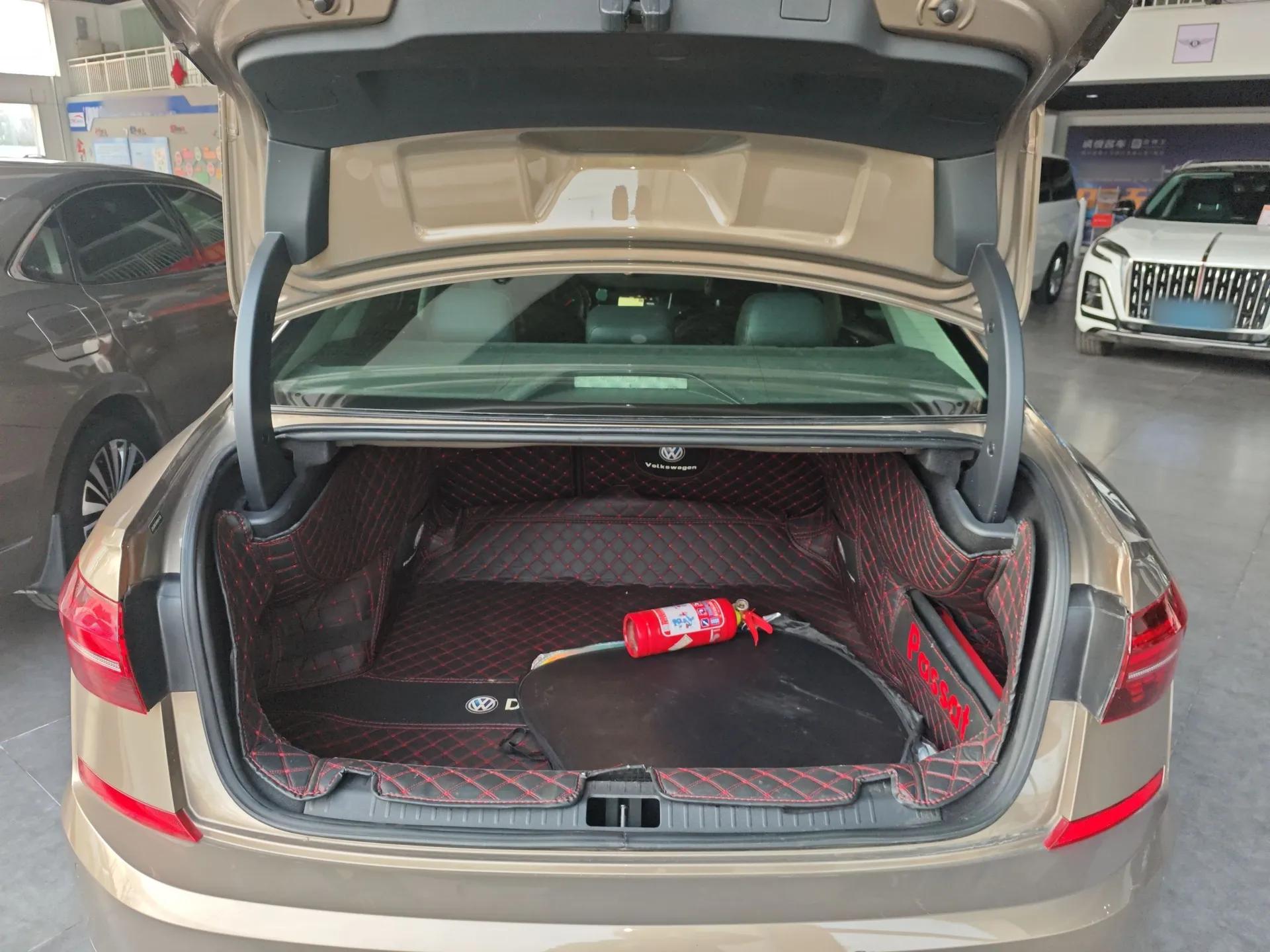 Volkswagen Passat 2019 330TSI Elite Edition China V Standard — миниатюра 22