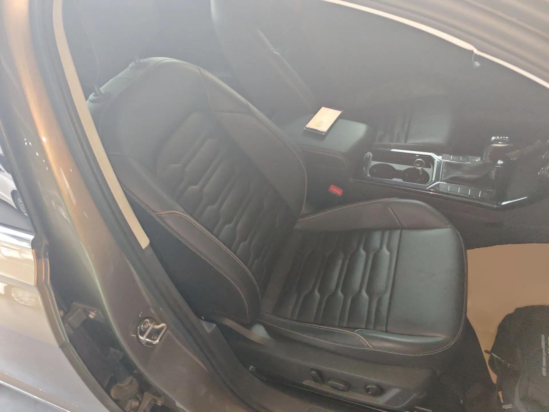 Volkswagen Passat 2019 330TSI Elite Edition China V Standard — миниатюра 23