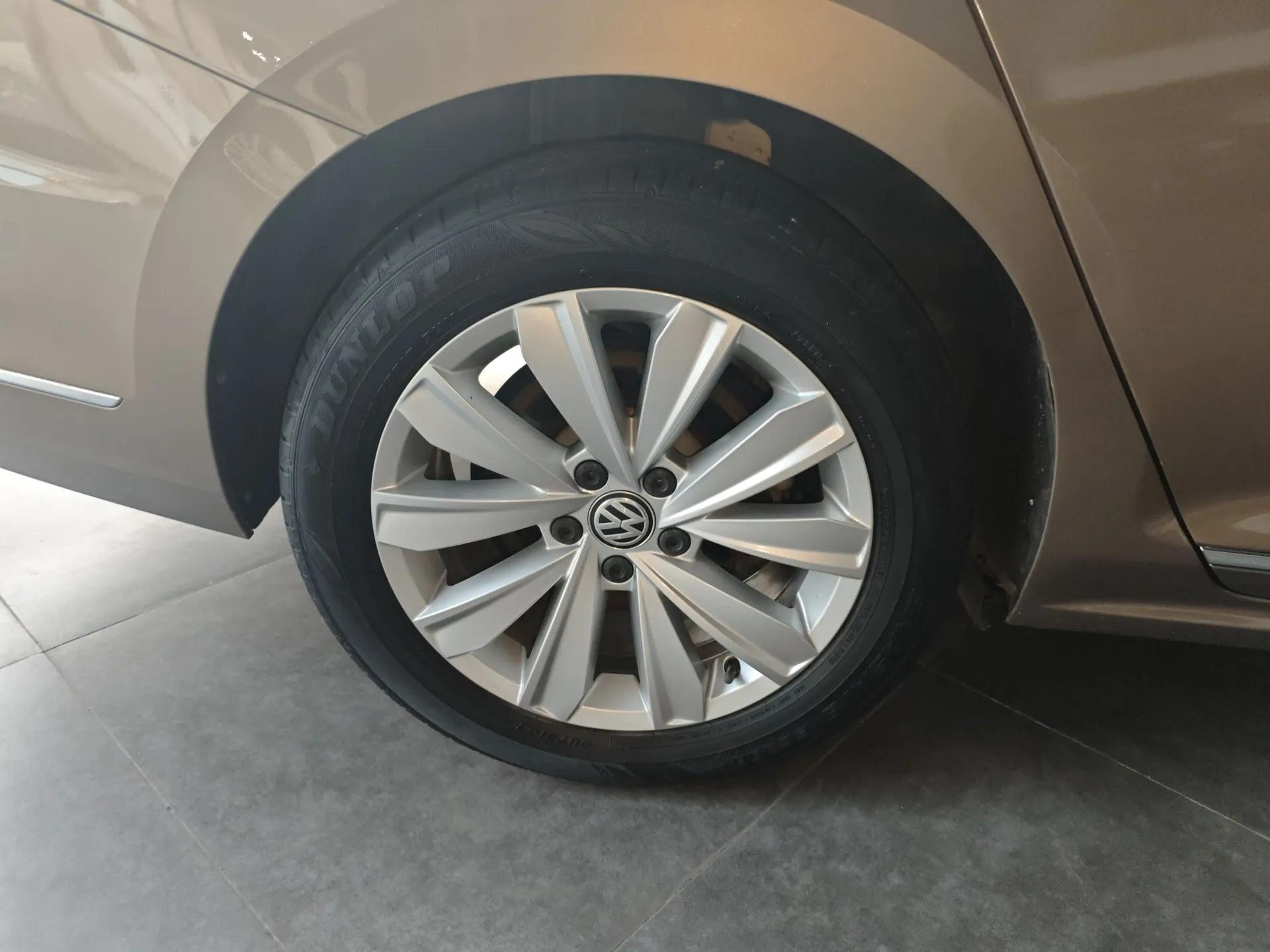 Volkswagen Passat 2019 330TSI Elite Edition China V Standard — миниатюра 10