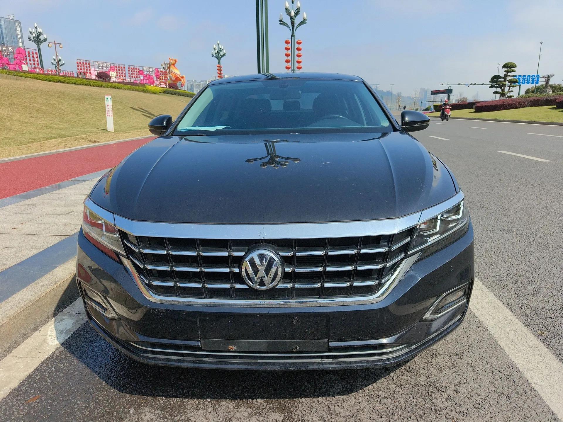 Volkswagen Passat 2019 330TSI Elite Edition China V Standard — миниатюра 2