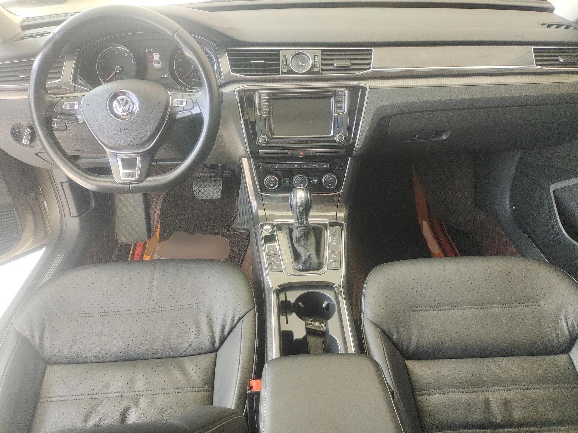 Volkswagen Passat 2017 330TSI DSG Prestige Edition — миниатюра 13