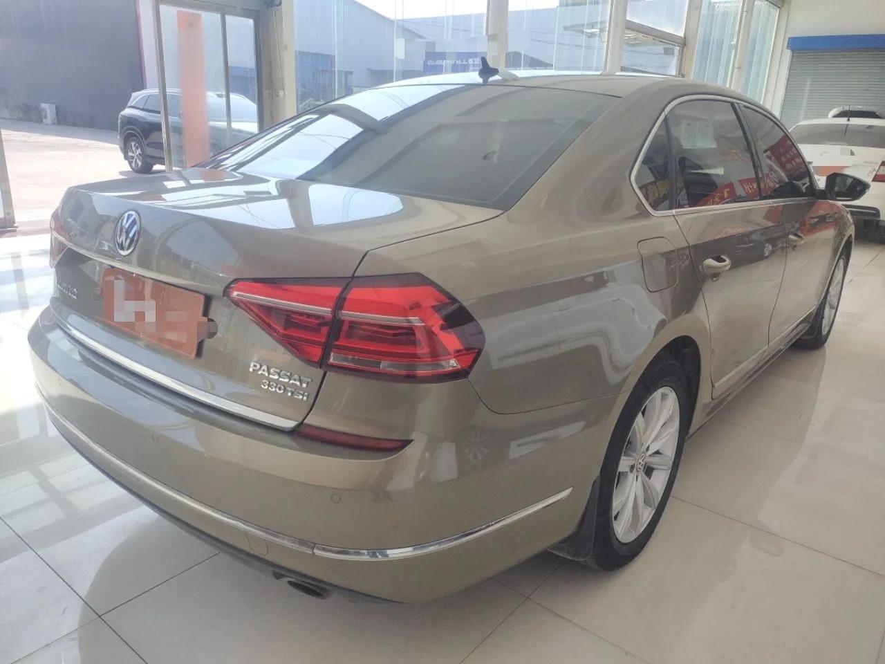 Volkswagen Passat 2017 330TSI DSG Prestige Edition — миниатюра 6
