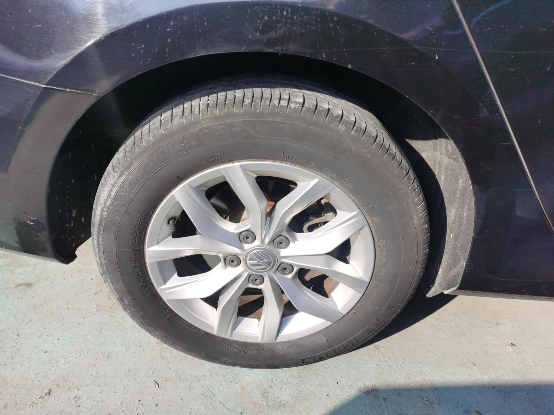 Volkswagen Passat 2016 1.8T Government Procurement Version (CEA Engine + 6AT) — миниатюра 10