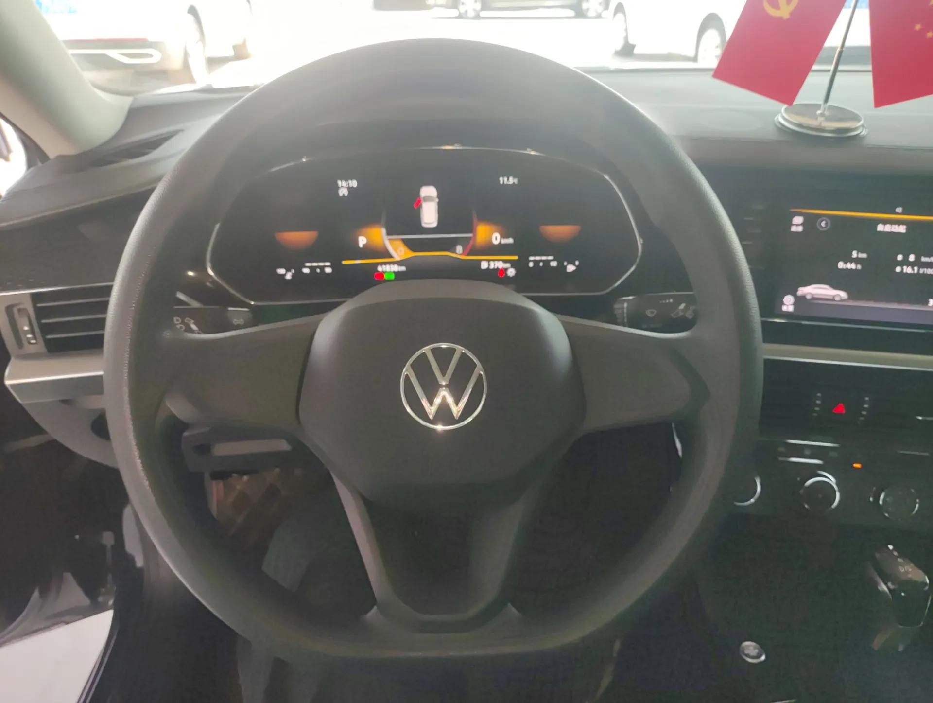 Volkswagen Passat 2022 280TSI Business Edition — миниатюра 13