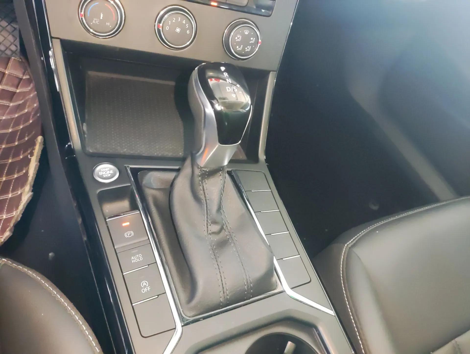 Volkswagen Passat 2022 280TSI Business Edition — миниатюра 16