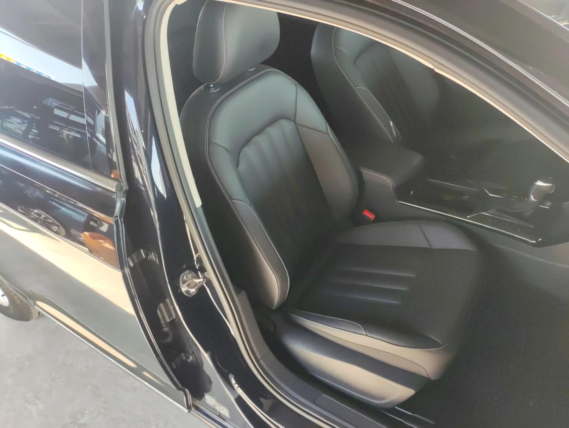 Volkswagen Passat 2022 280TSI Business Edition — миниатюра 23