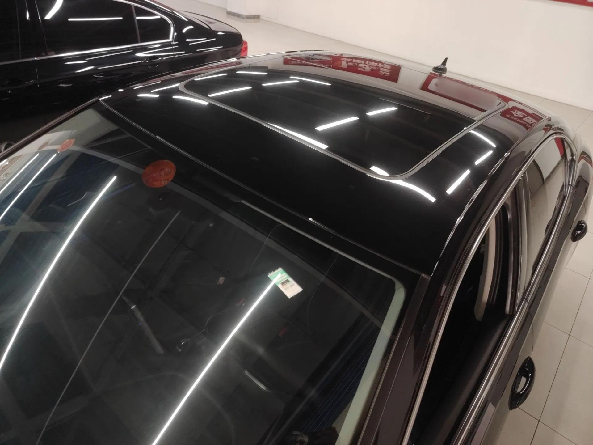 Volkswagen Passat 2023 330TSI Elite Edition — миниатюра 11